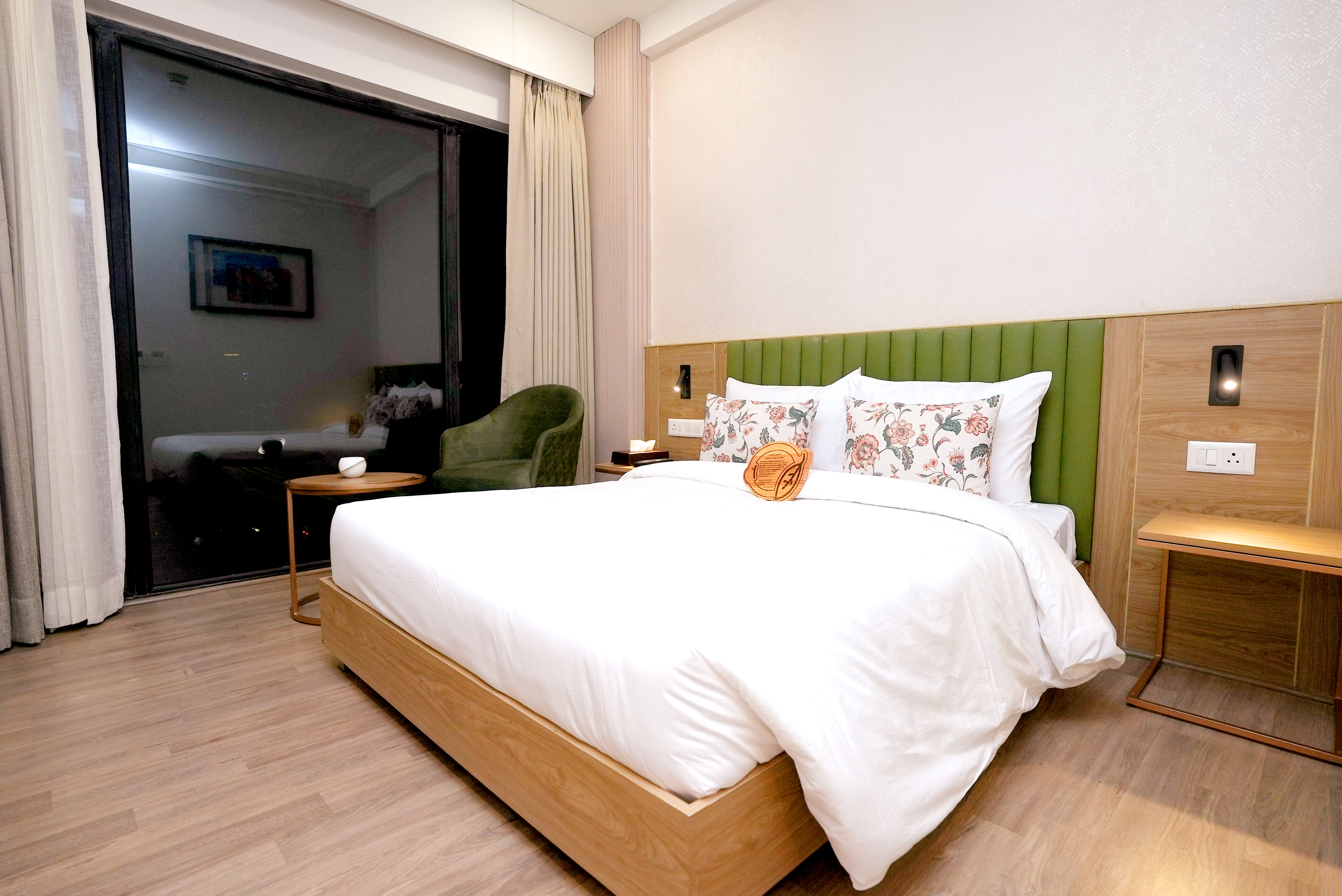 Double Deluxe Queen Bed