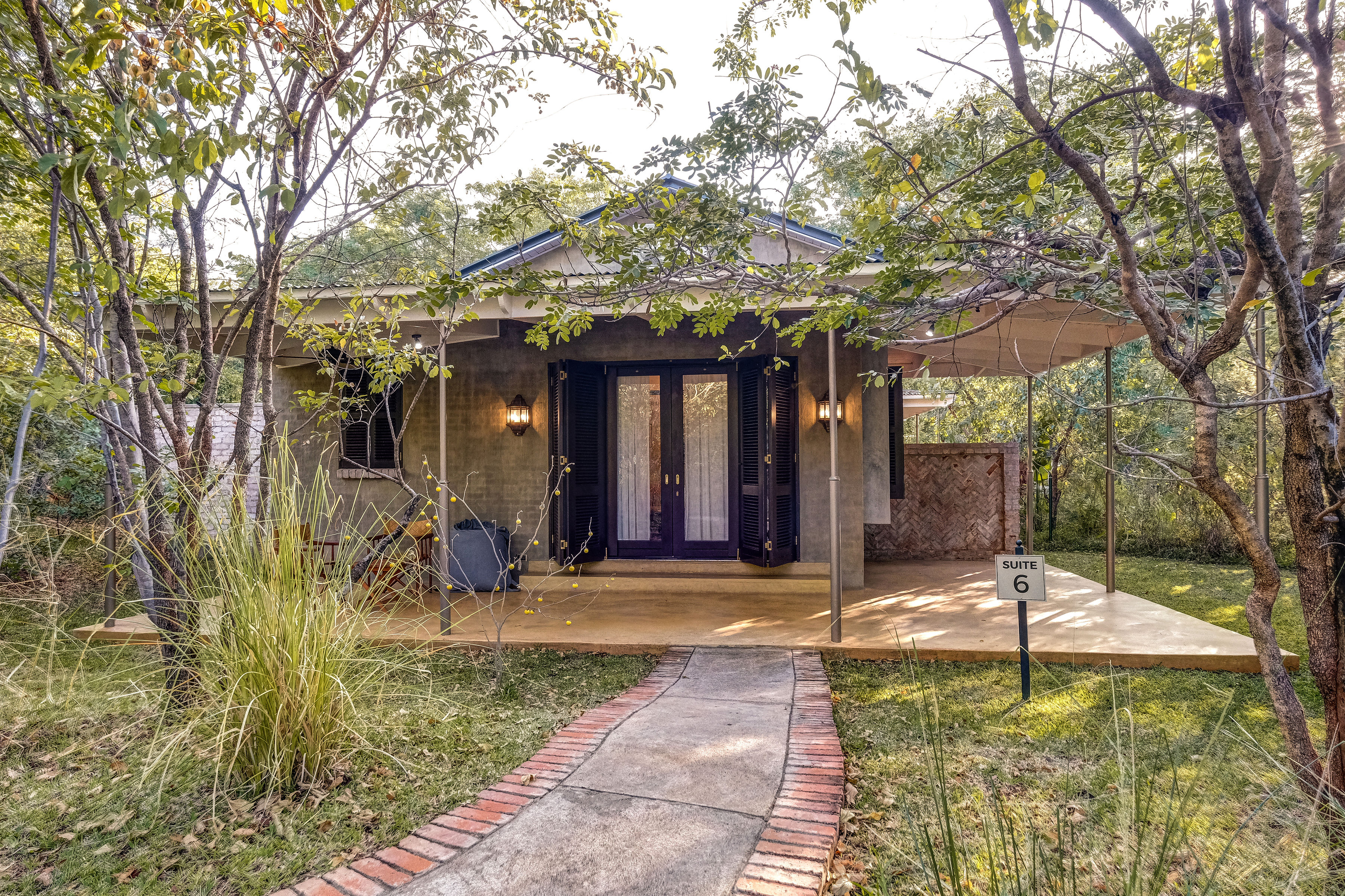 Double Deluxe King Bed