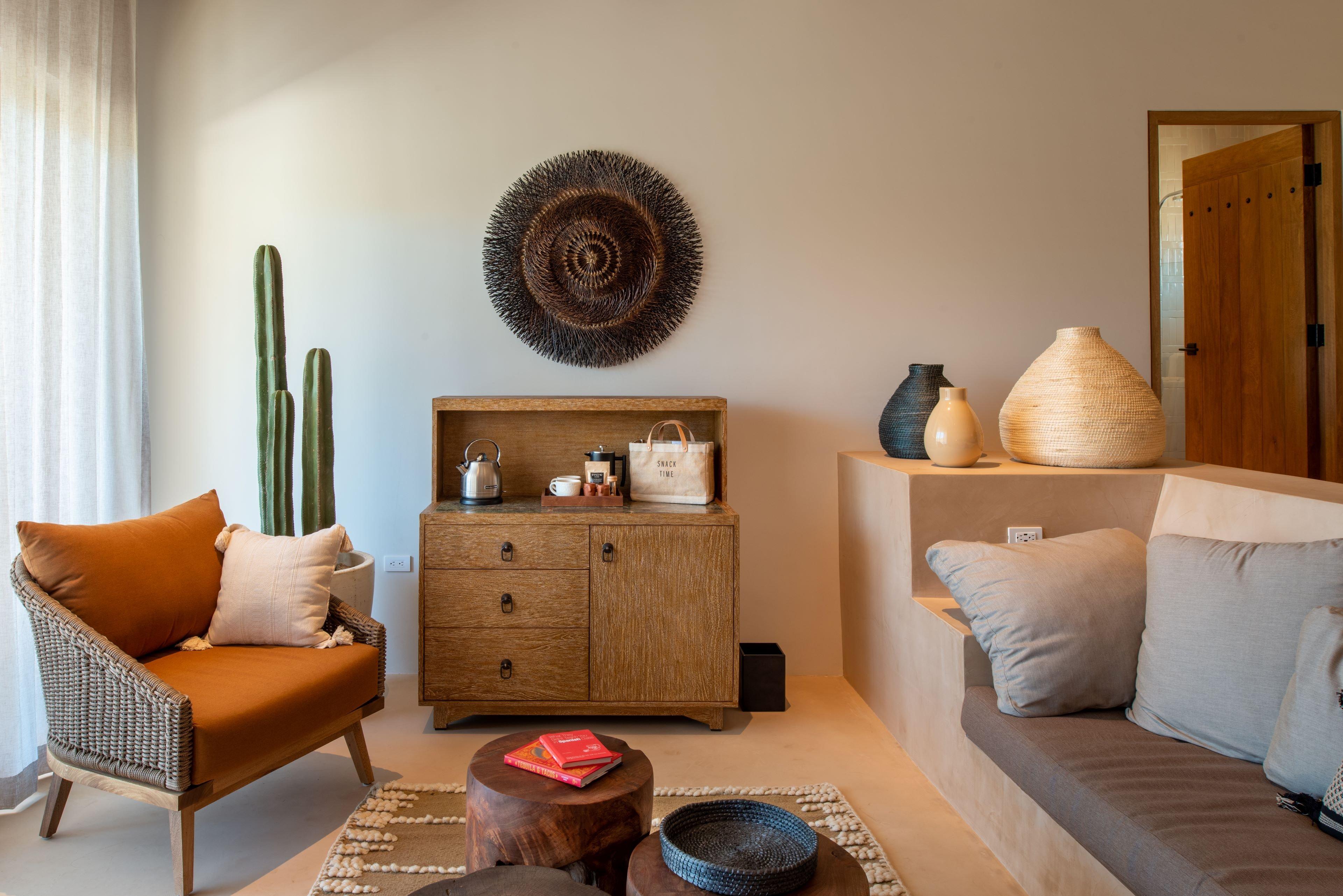 Suite Ocean Front King Bed