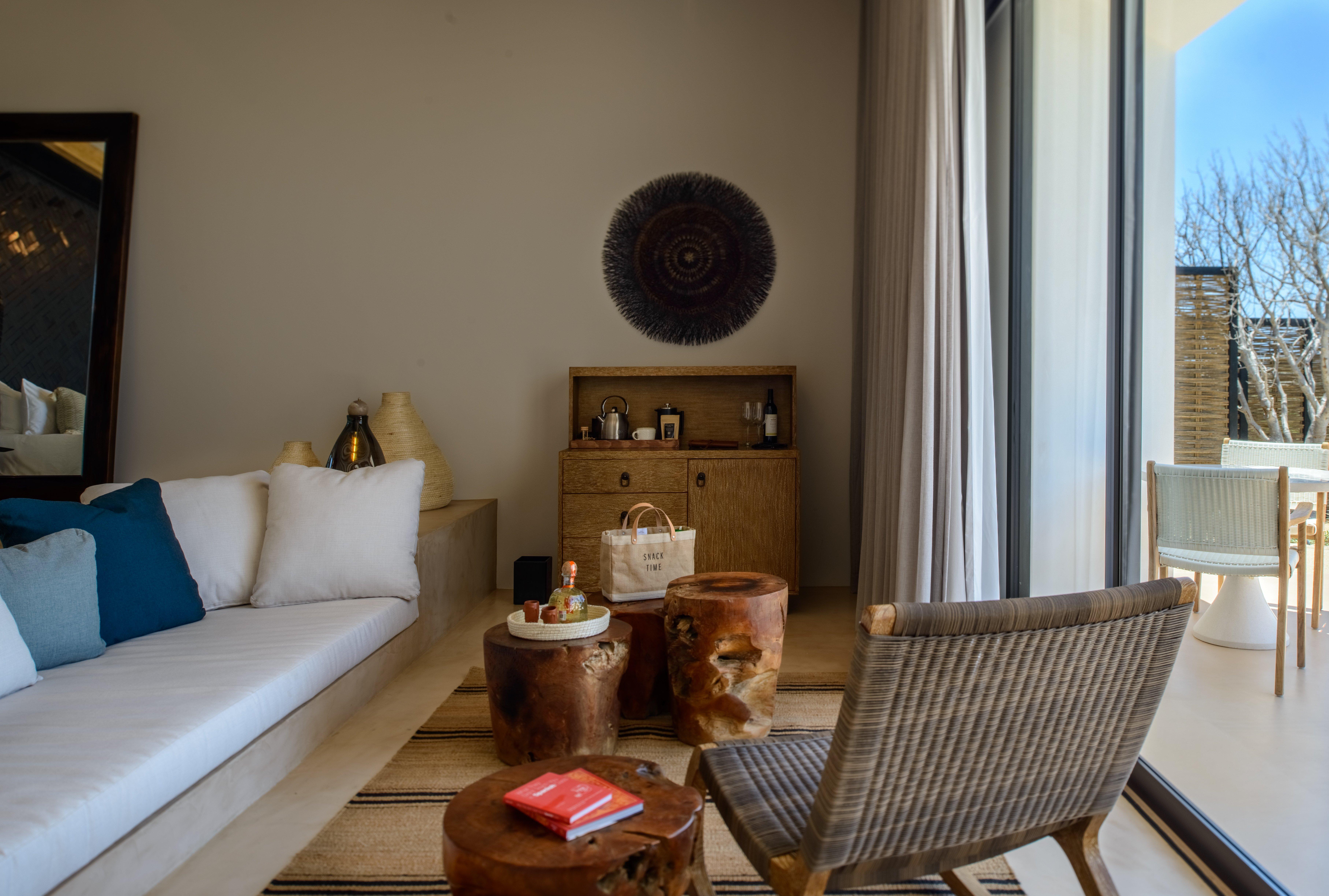 Suite Ocean Front King Bed