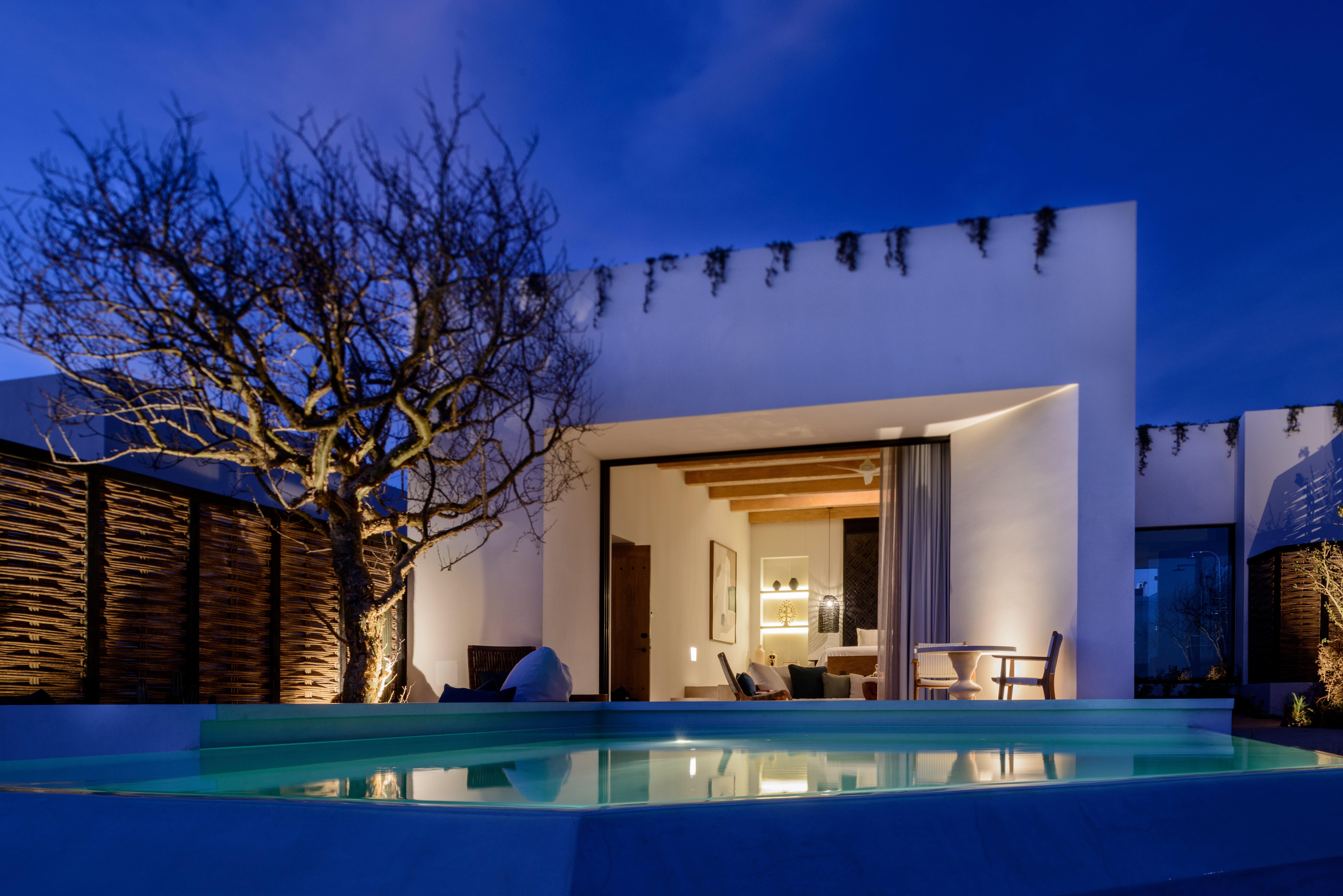 Suite Ocean Front King Bed