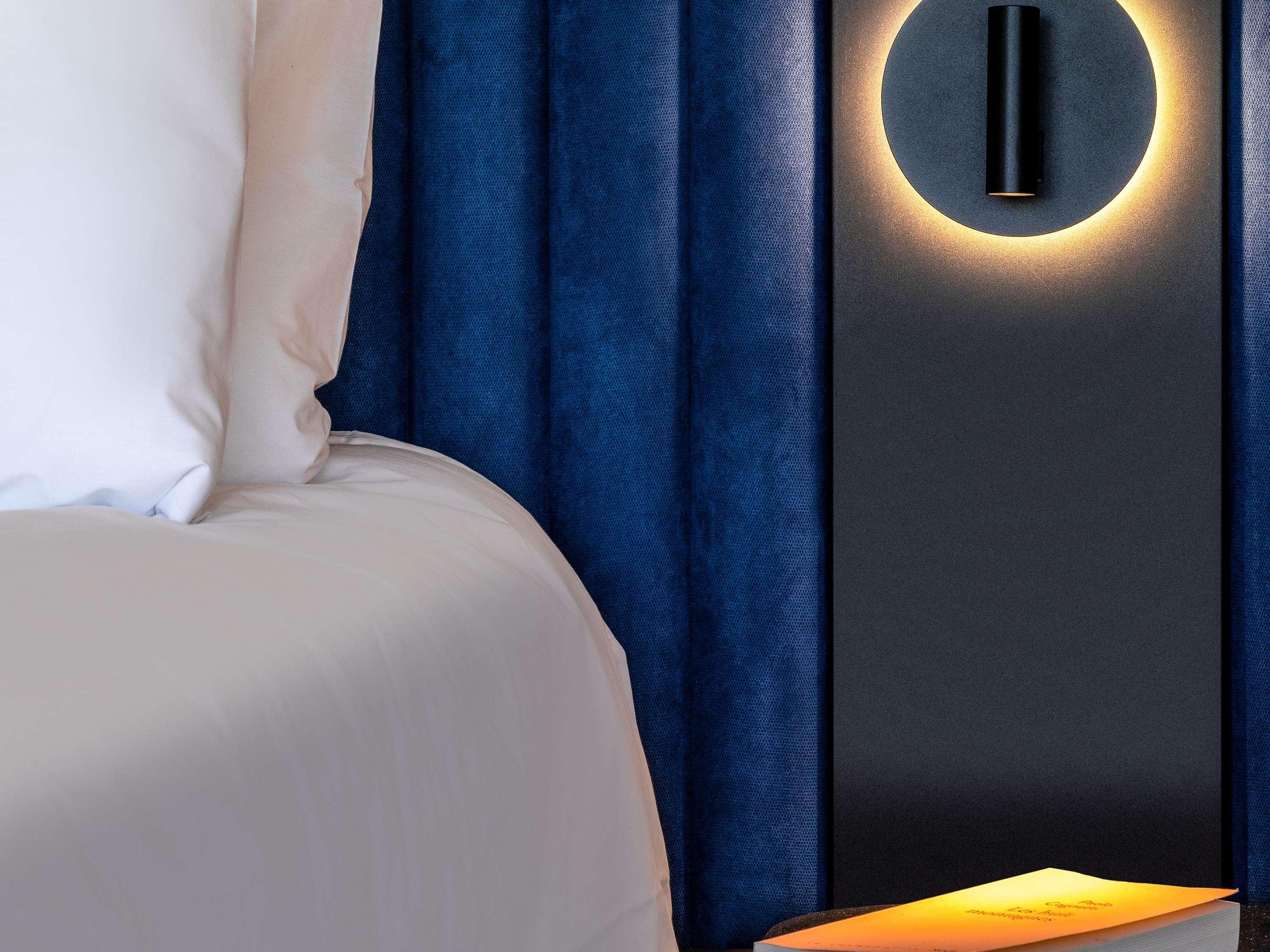 Double Superior Queen Bed