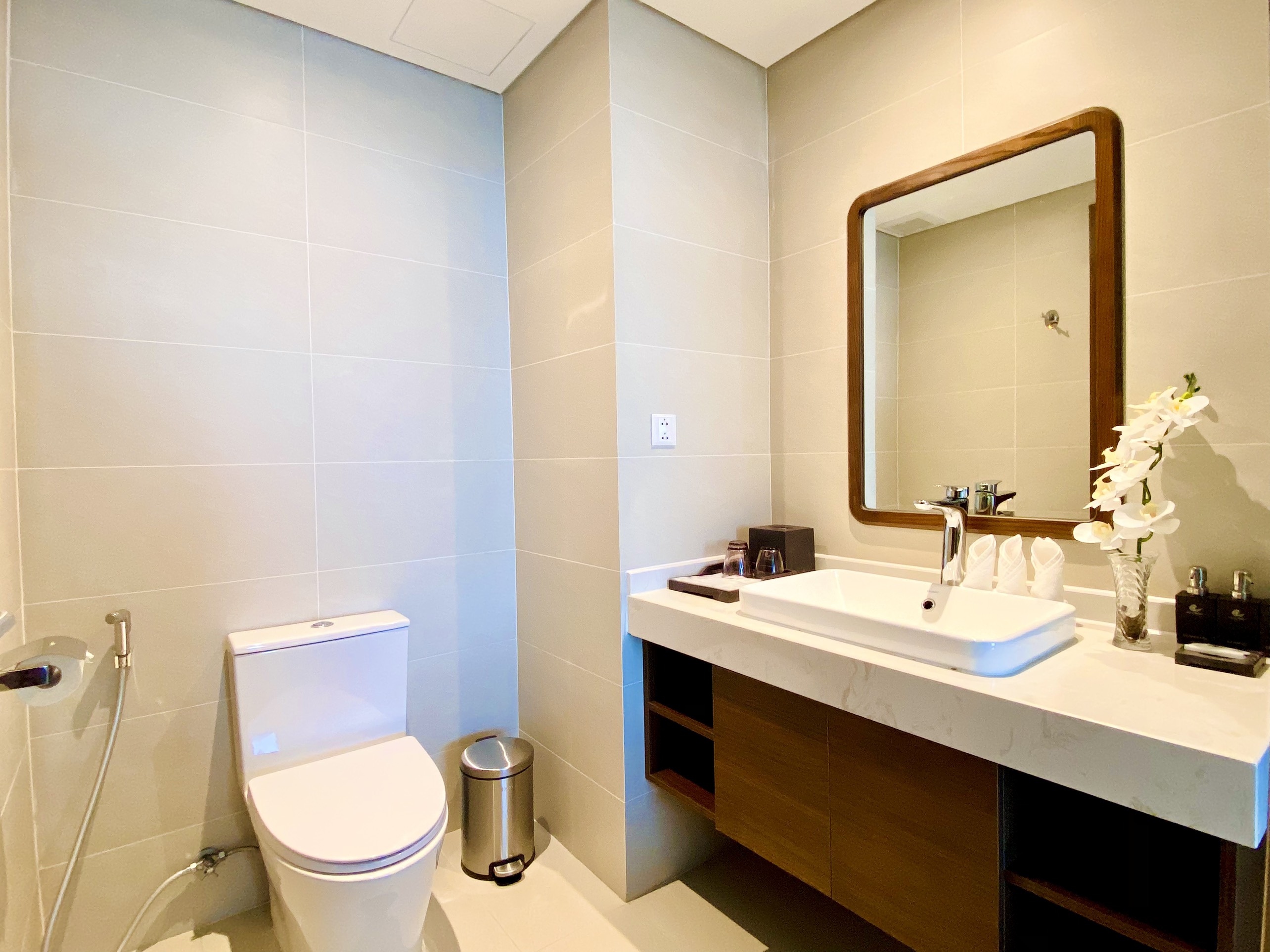 Triple Deluxe Sea View with Balcony