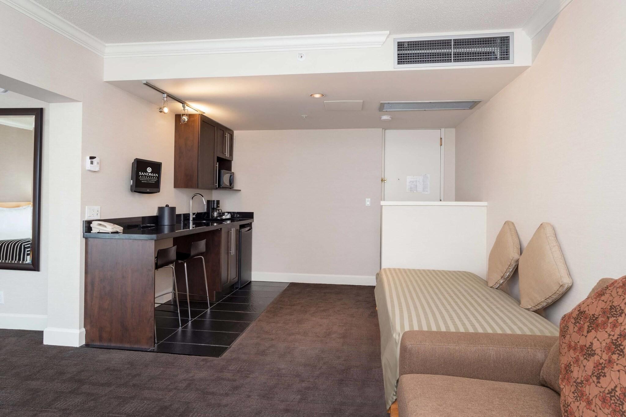 Studio with Kitchenette