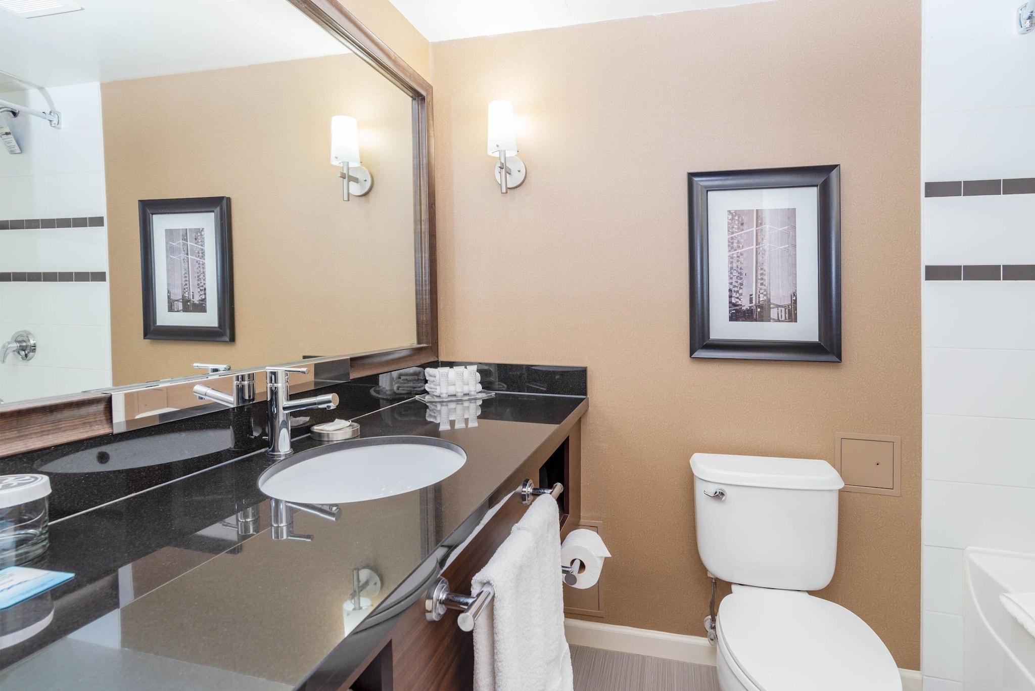 Double Deluxe with Views