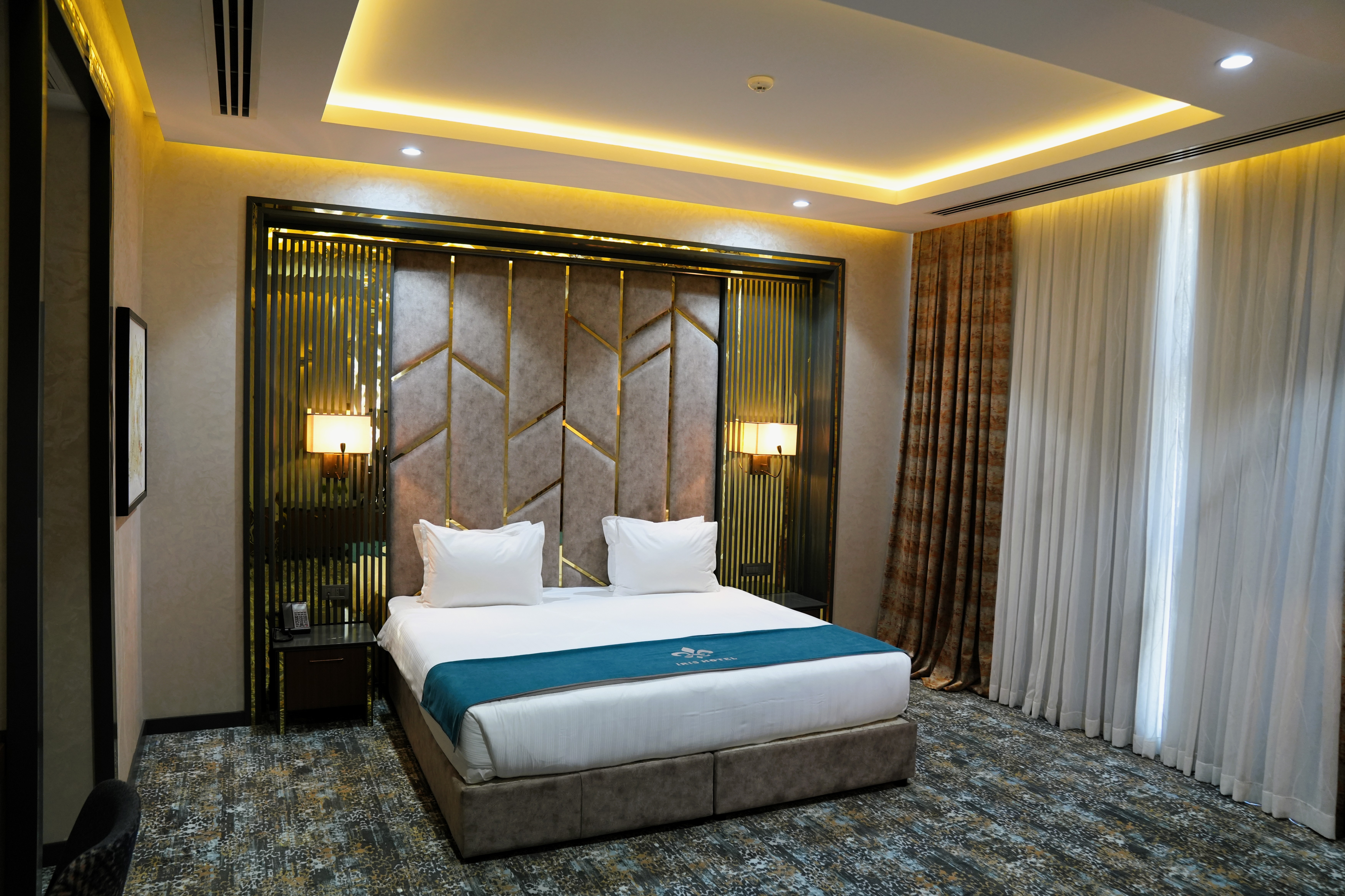 Family Room Deluxe