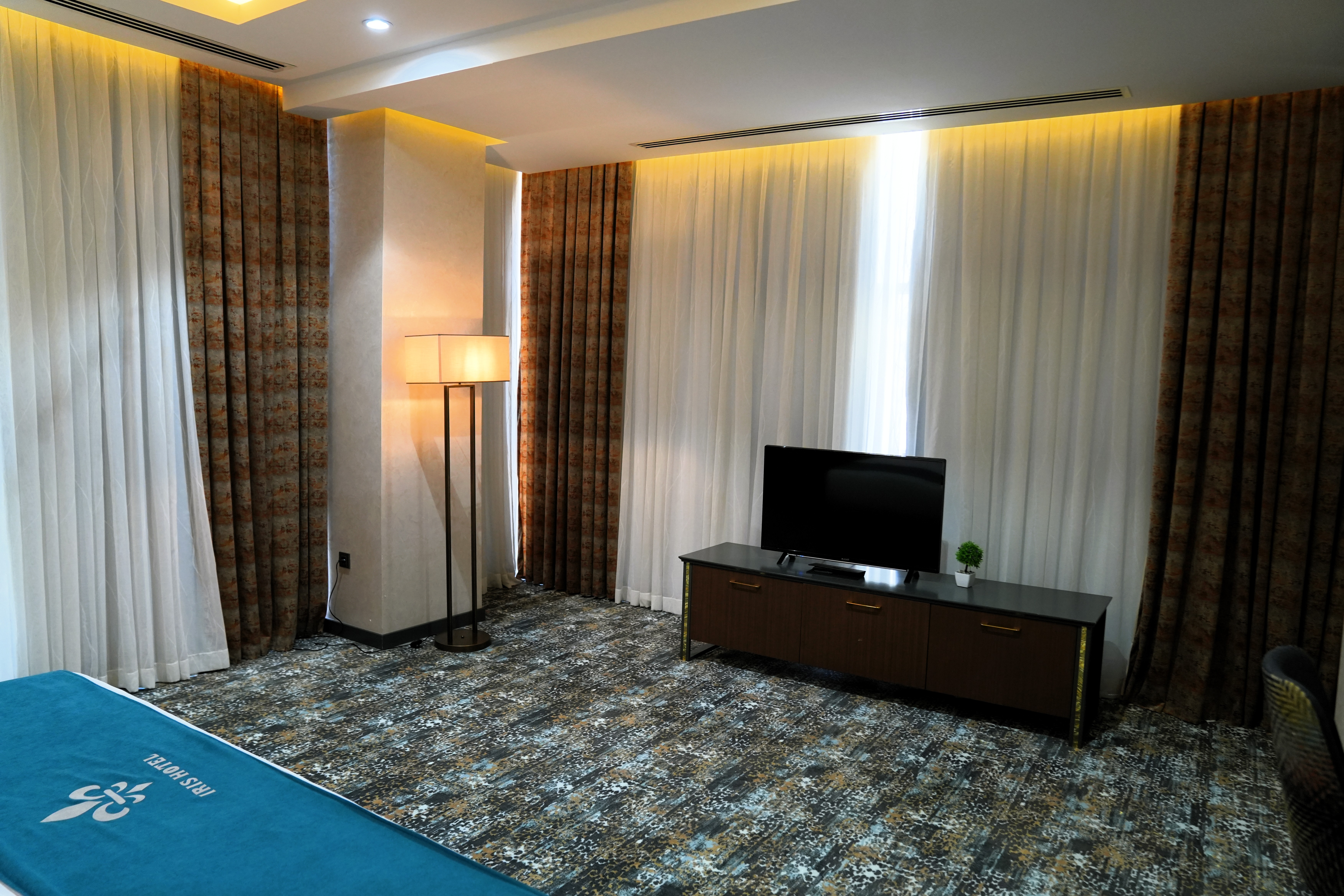 Family Room Deluxe