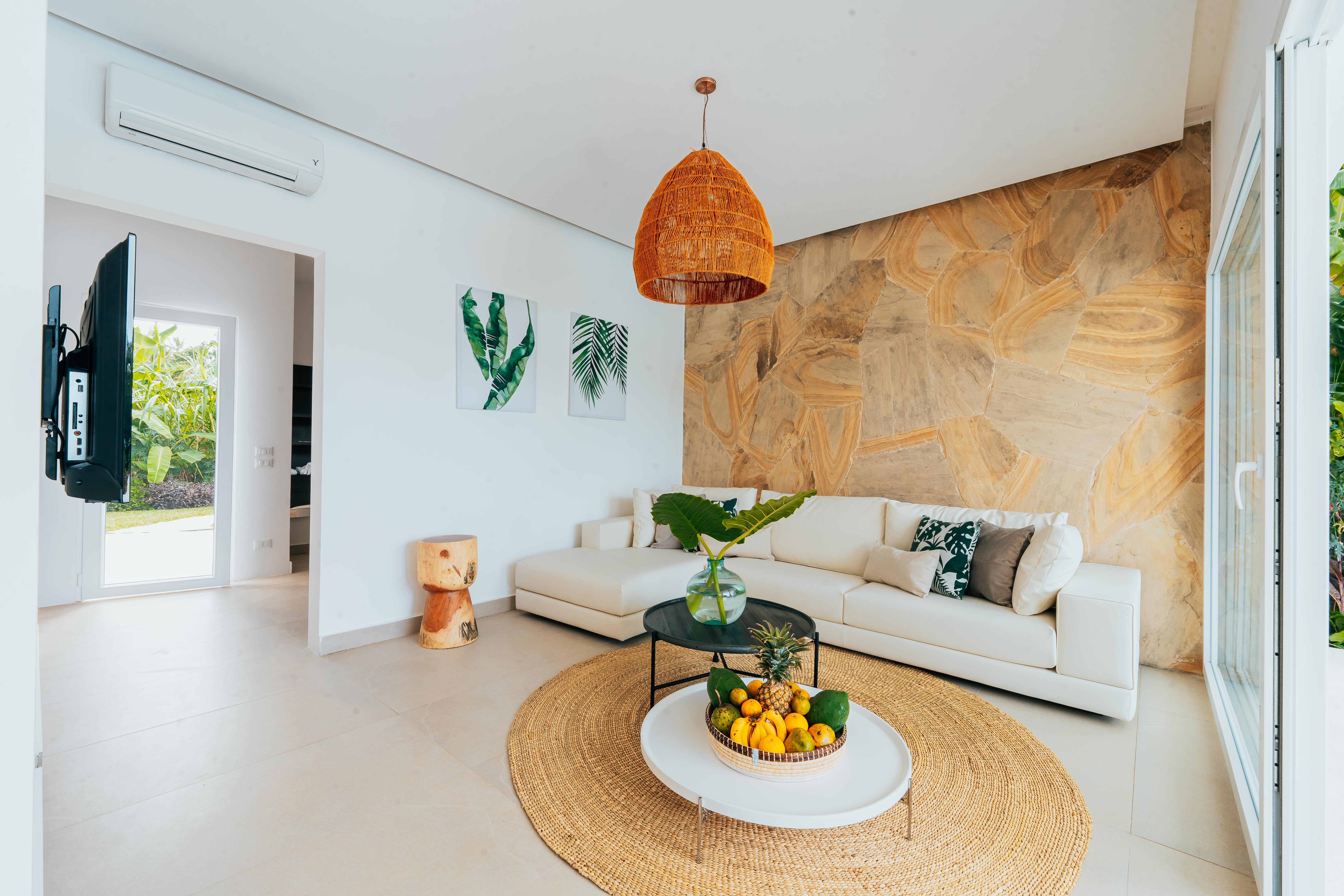 Villa Three Bedrooms Three Bathrooms