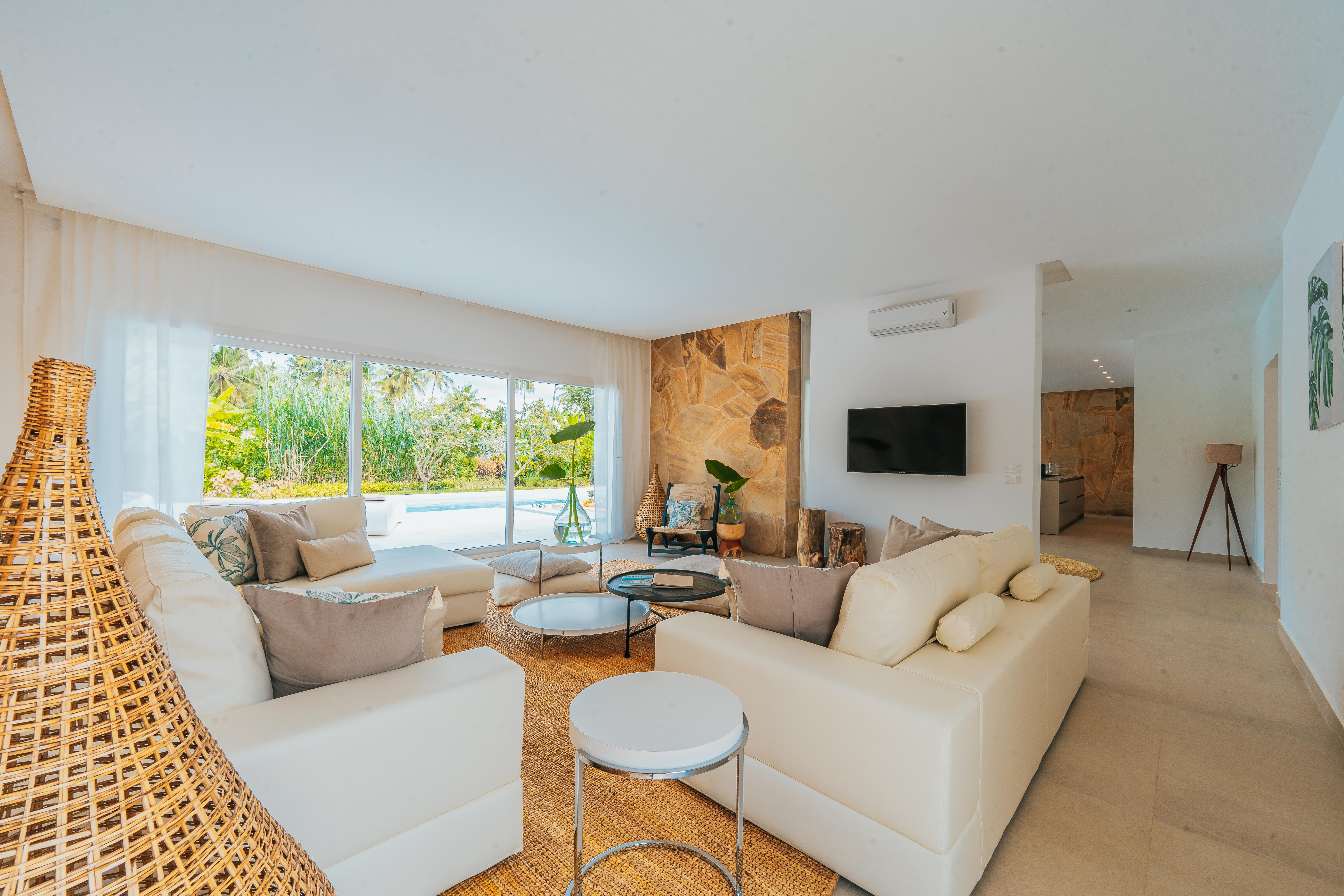 Villa Two Bedrooms Two Bathrooms