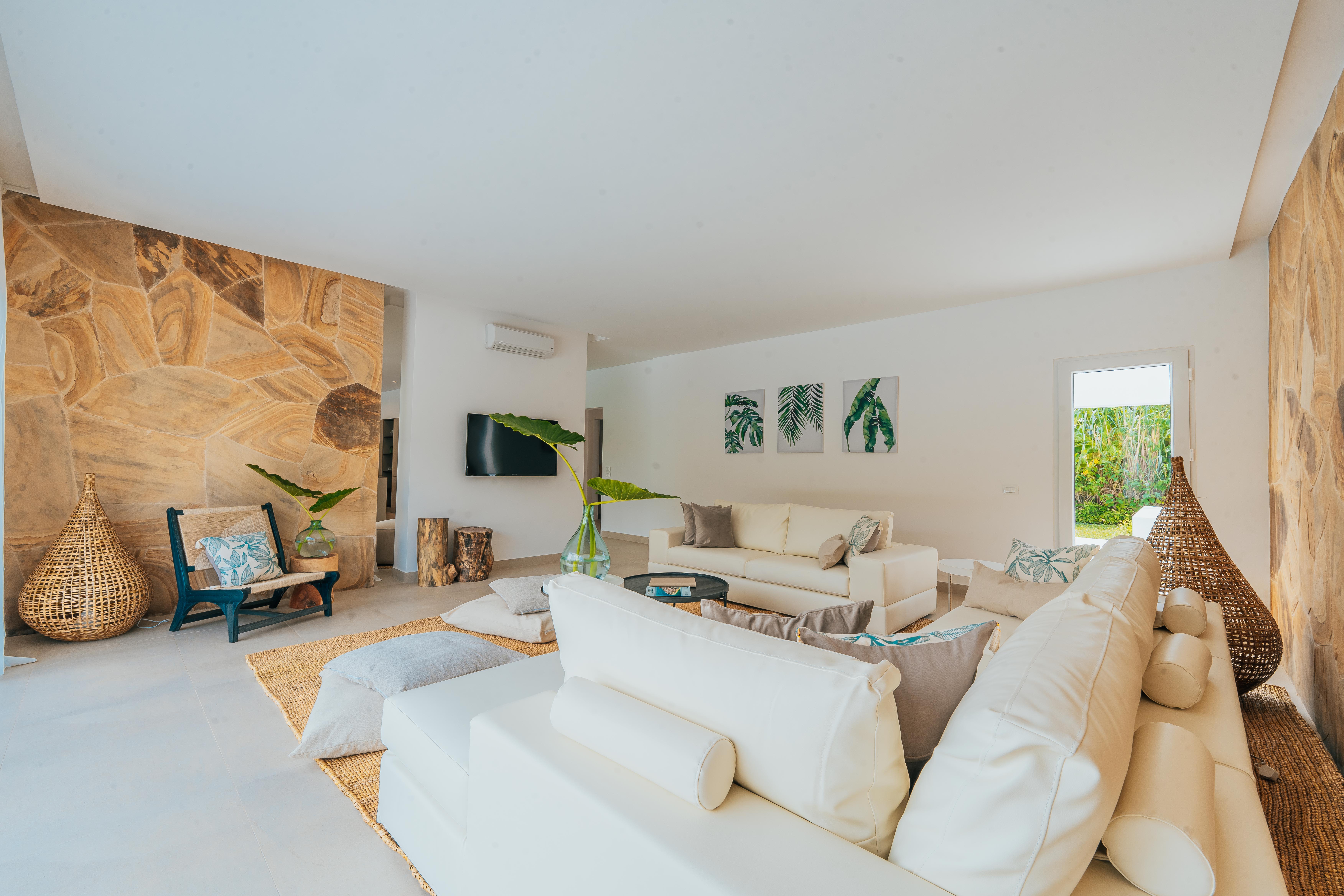 Villa Two Bedrooms Two Bathrooms