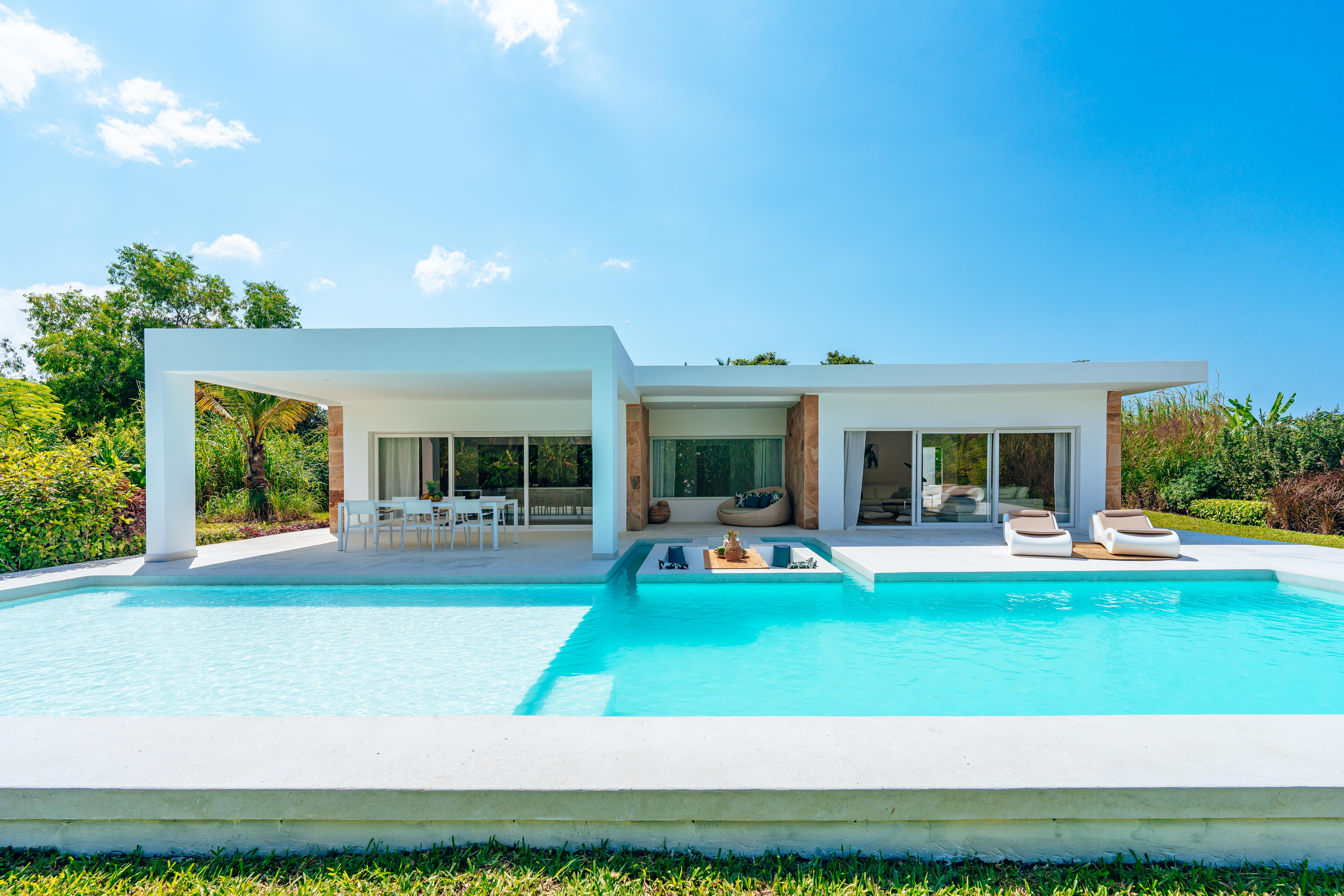 Villa Two Bedrooms Two Bathrooms