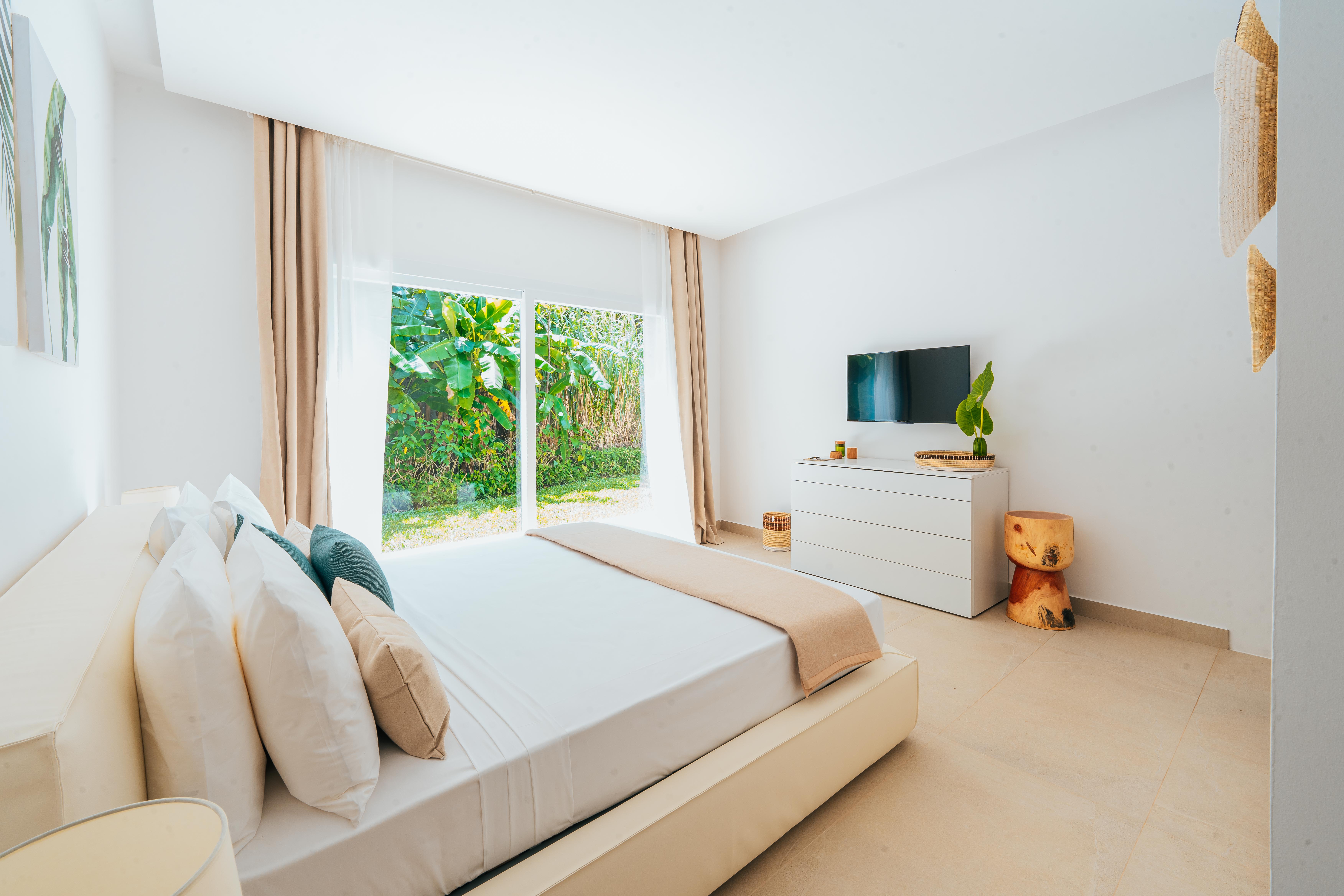 Villa Three Bedrooms Three Bathrooms