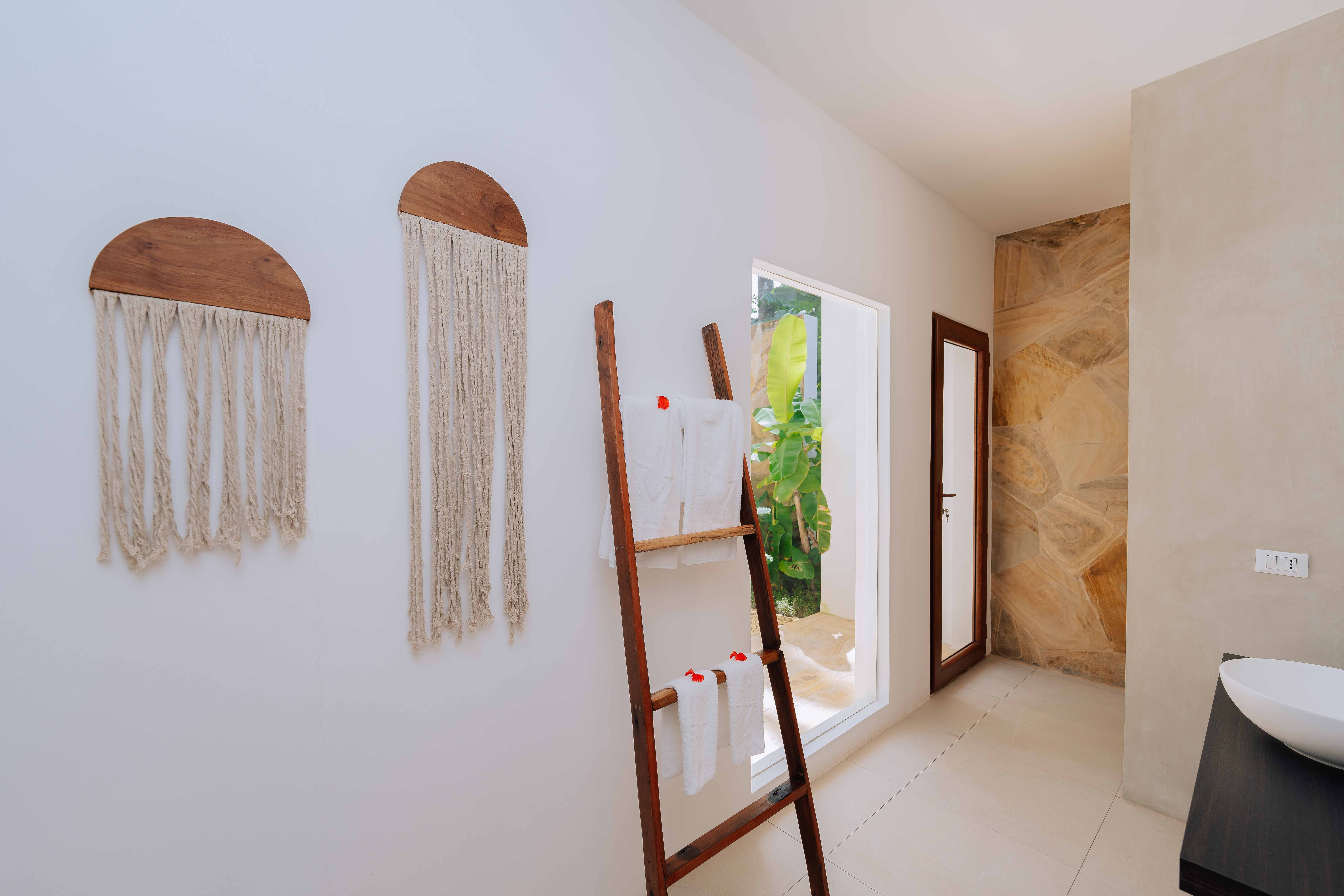 Villa Garden View King Bed