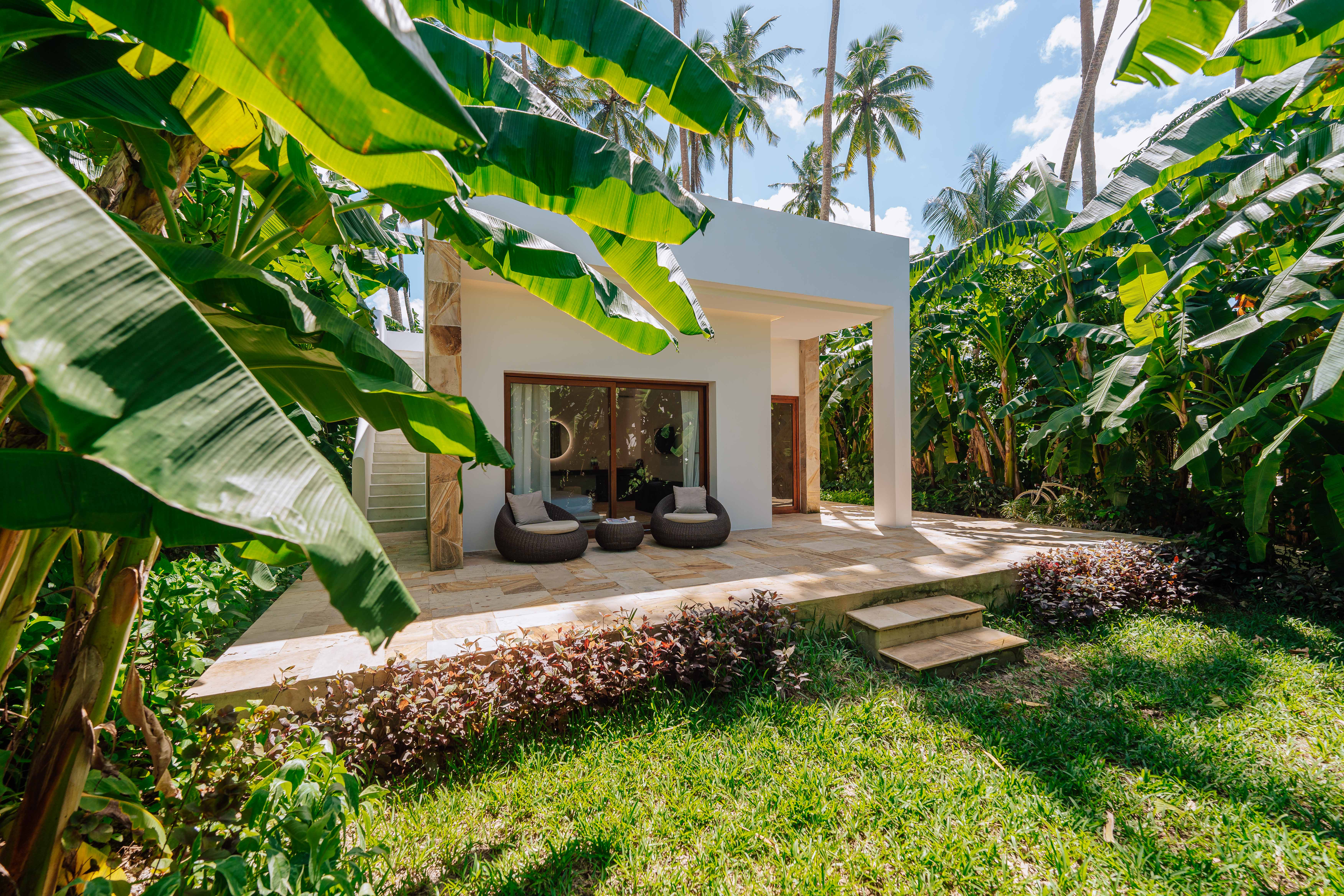 Villa Garden View with Balcony
