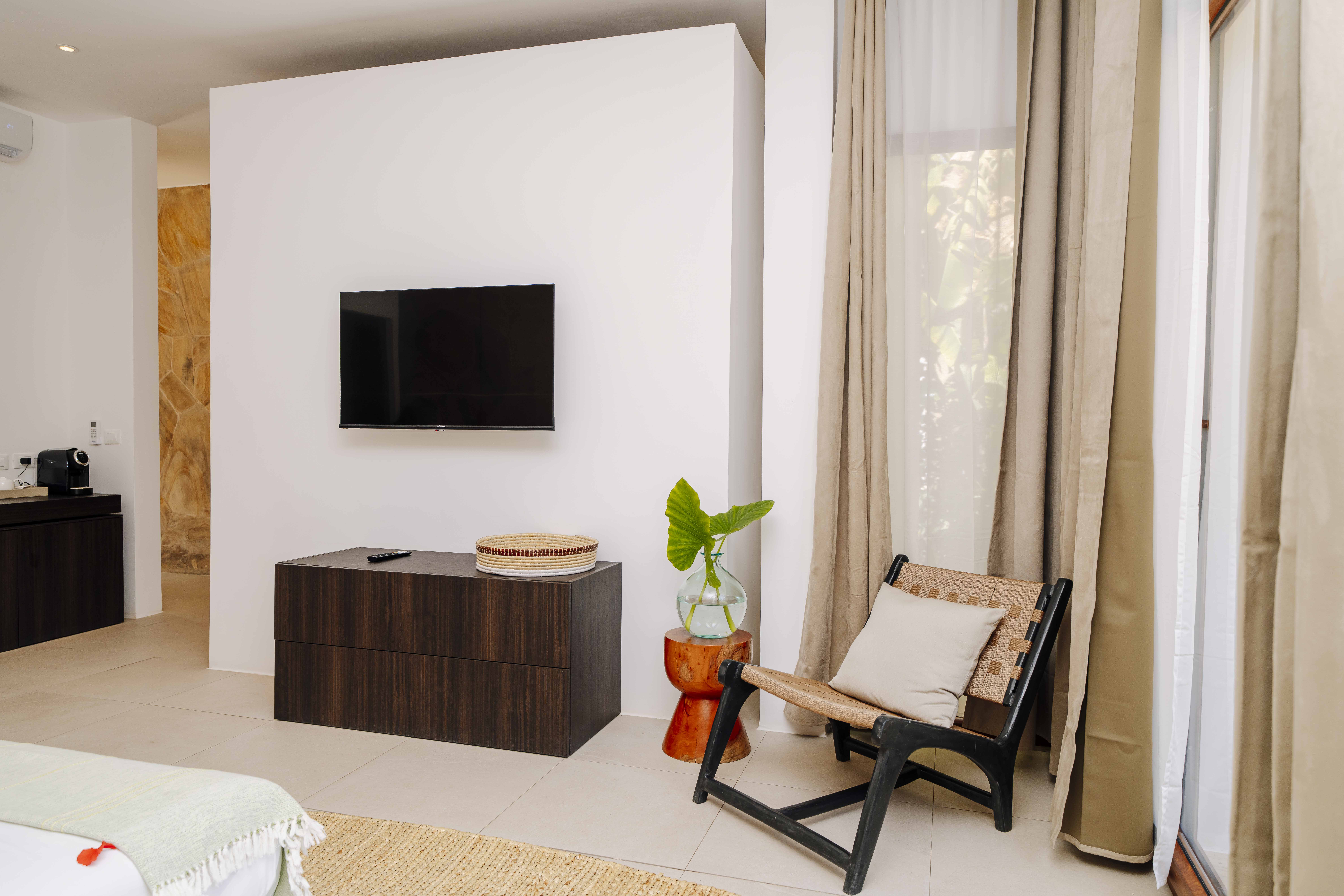 Villa Garden View King Bed