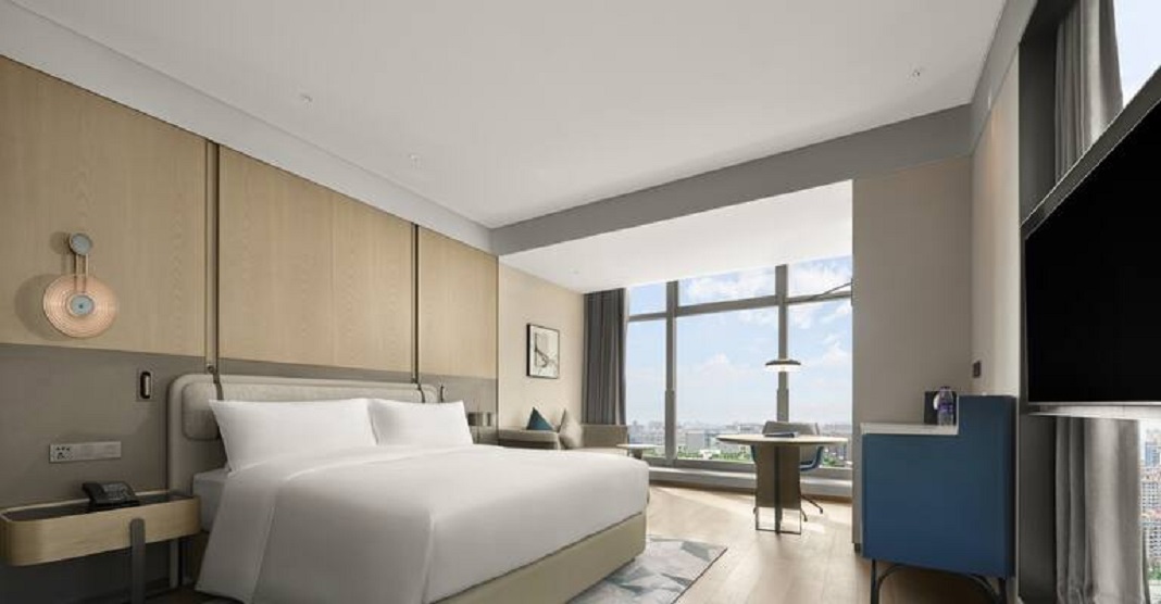 Double Accessible King Size Bed