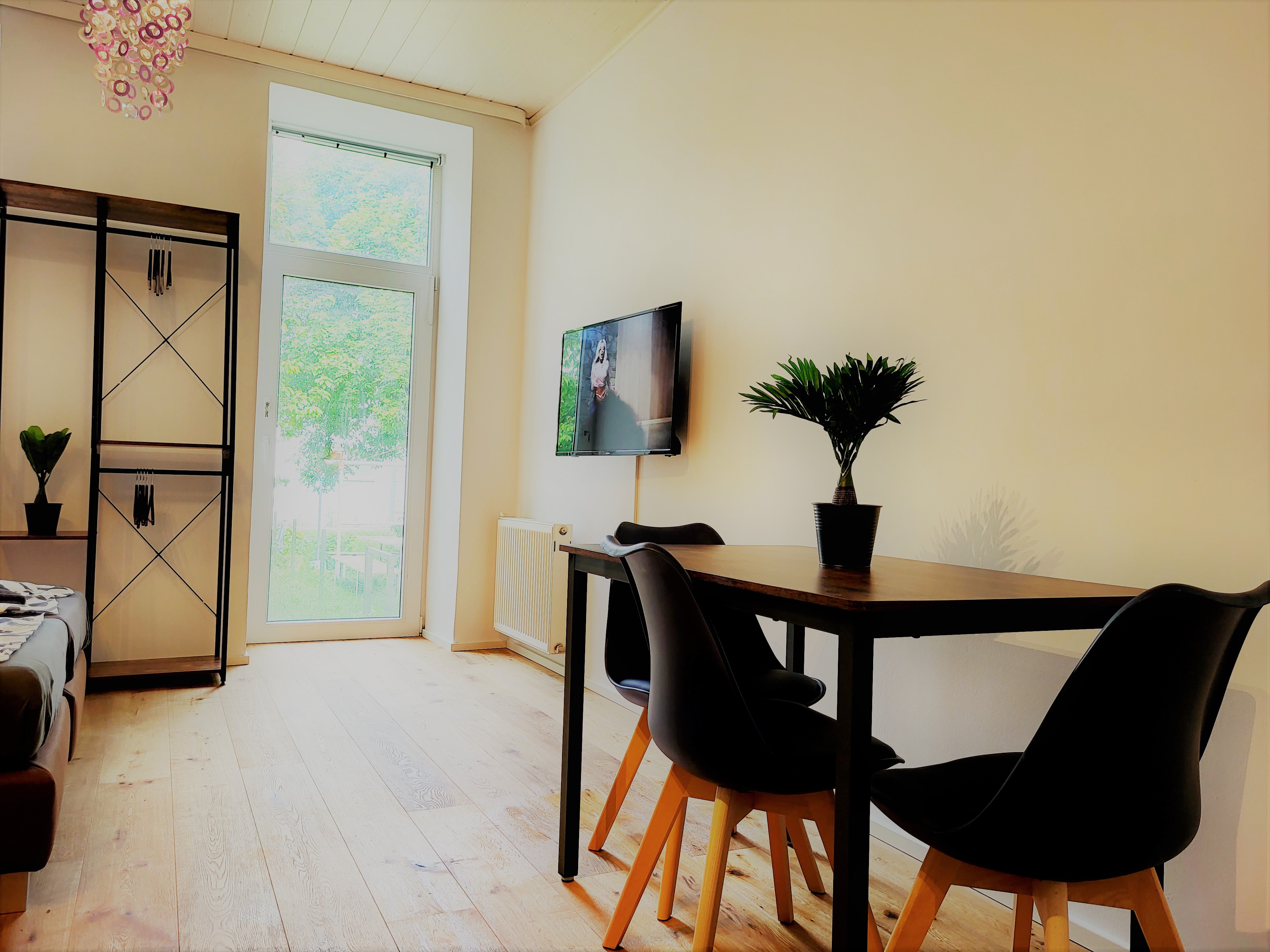 Apartment Garden View