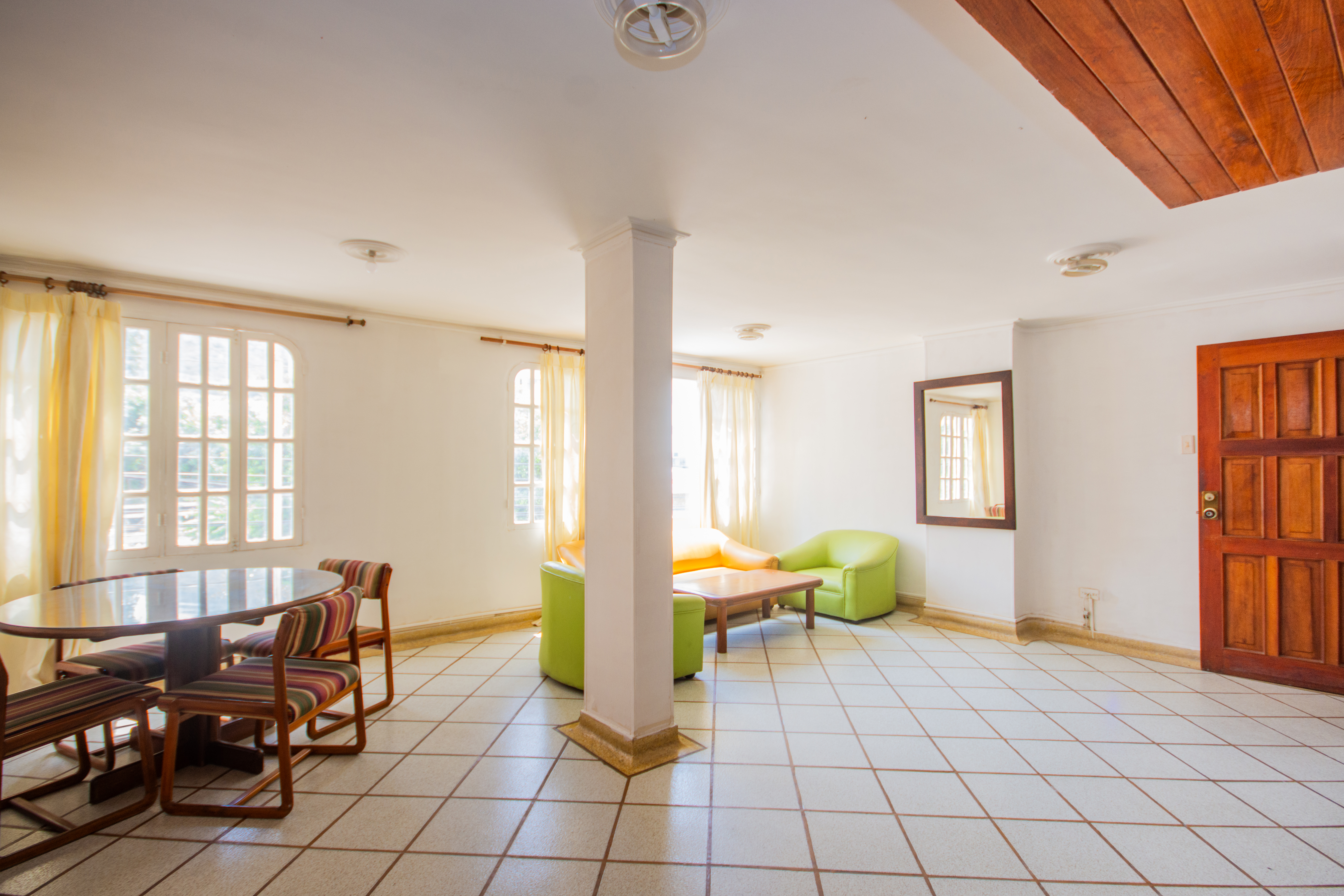 Apartment Capacity 7