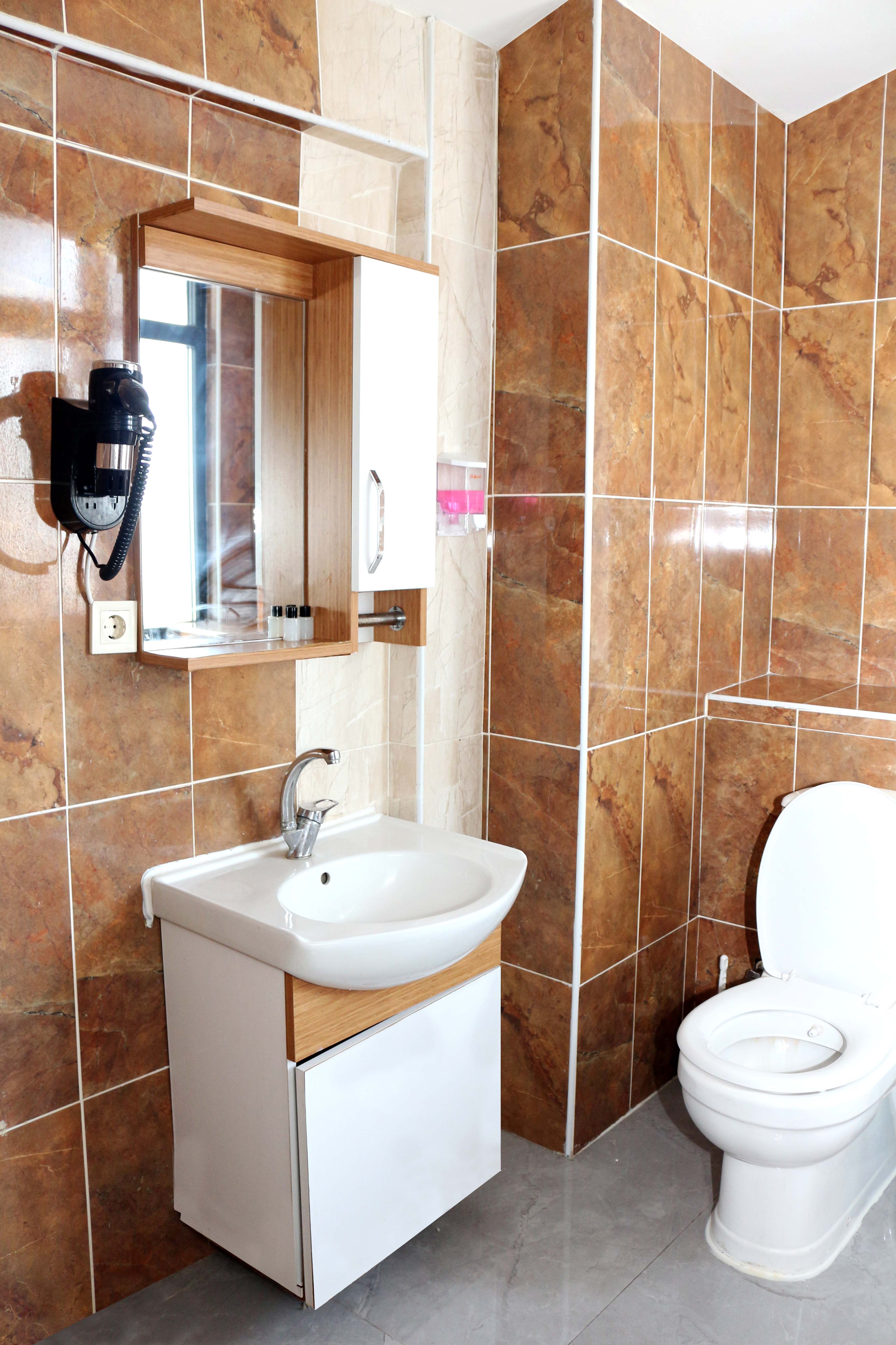 Room Accessible-queen Size Bed