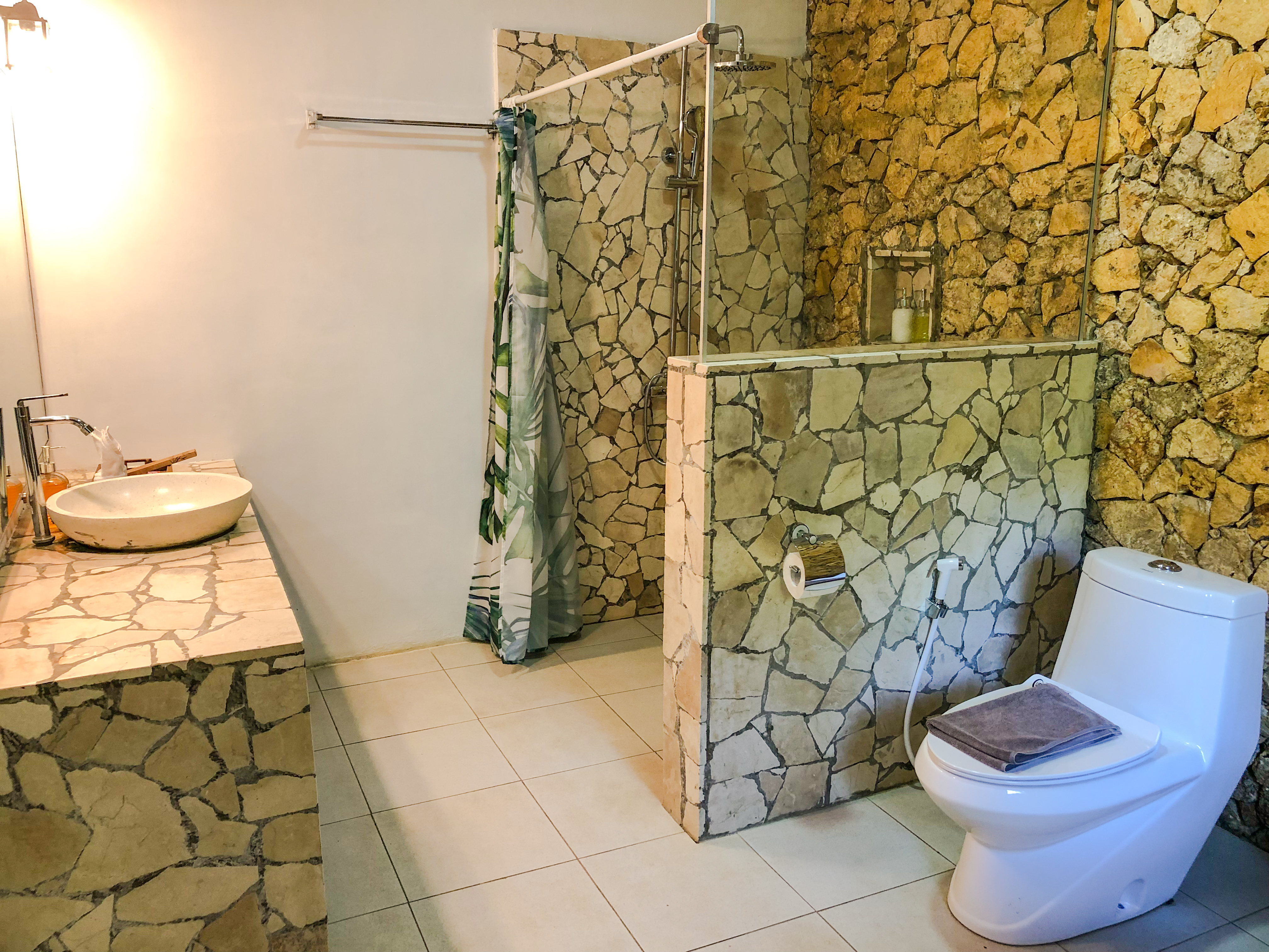 Double Deluxe One Bed