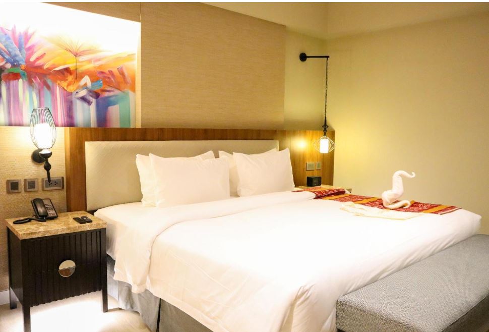 Double Premier King Bed