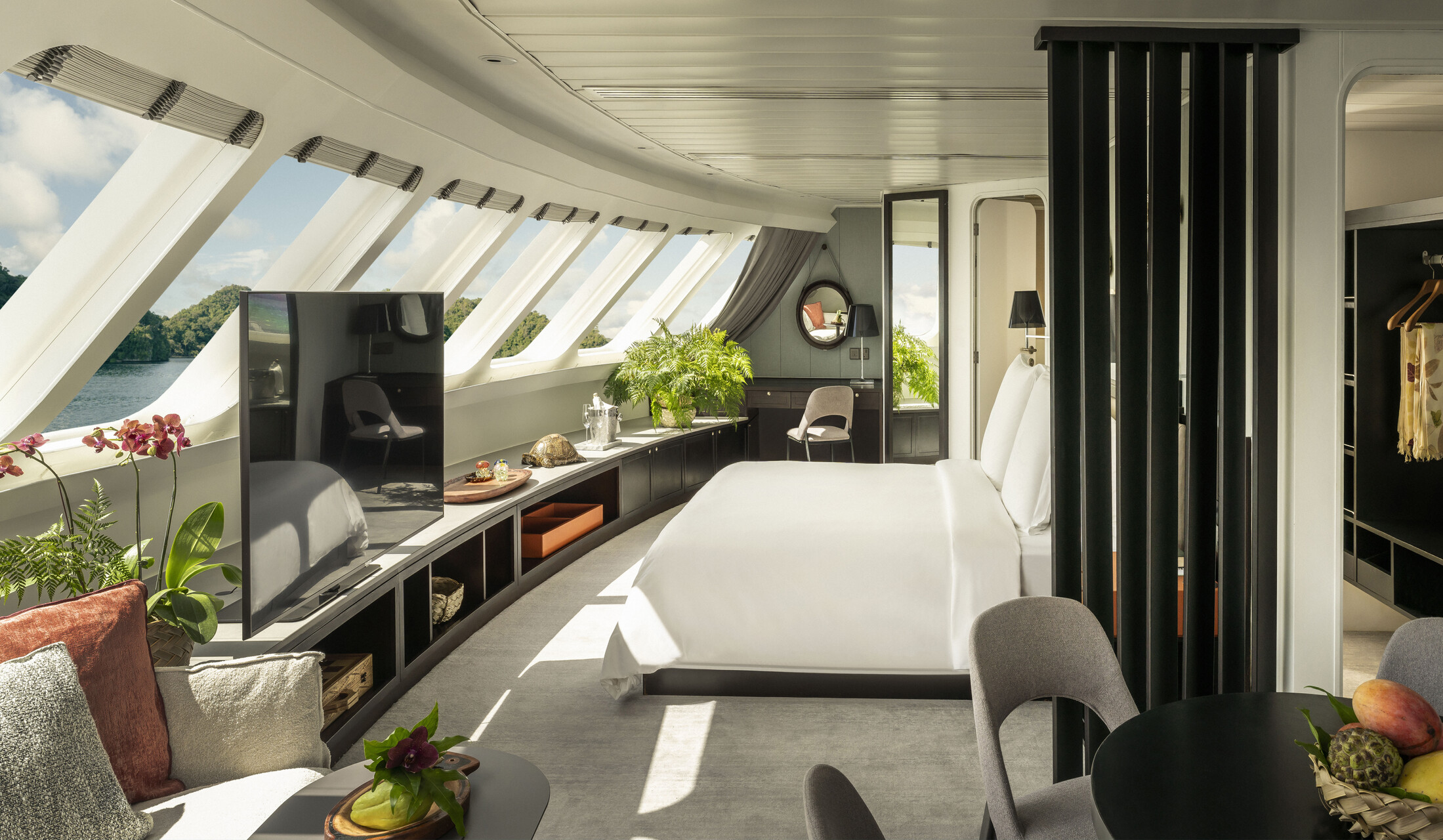 Suite King Bed One Bedroom 