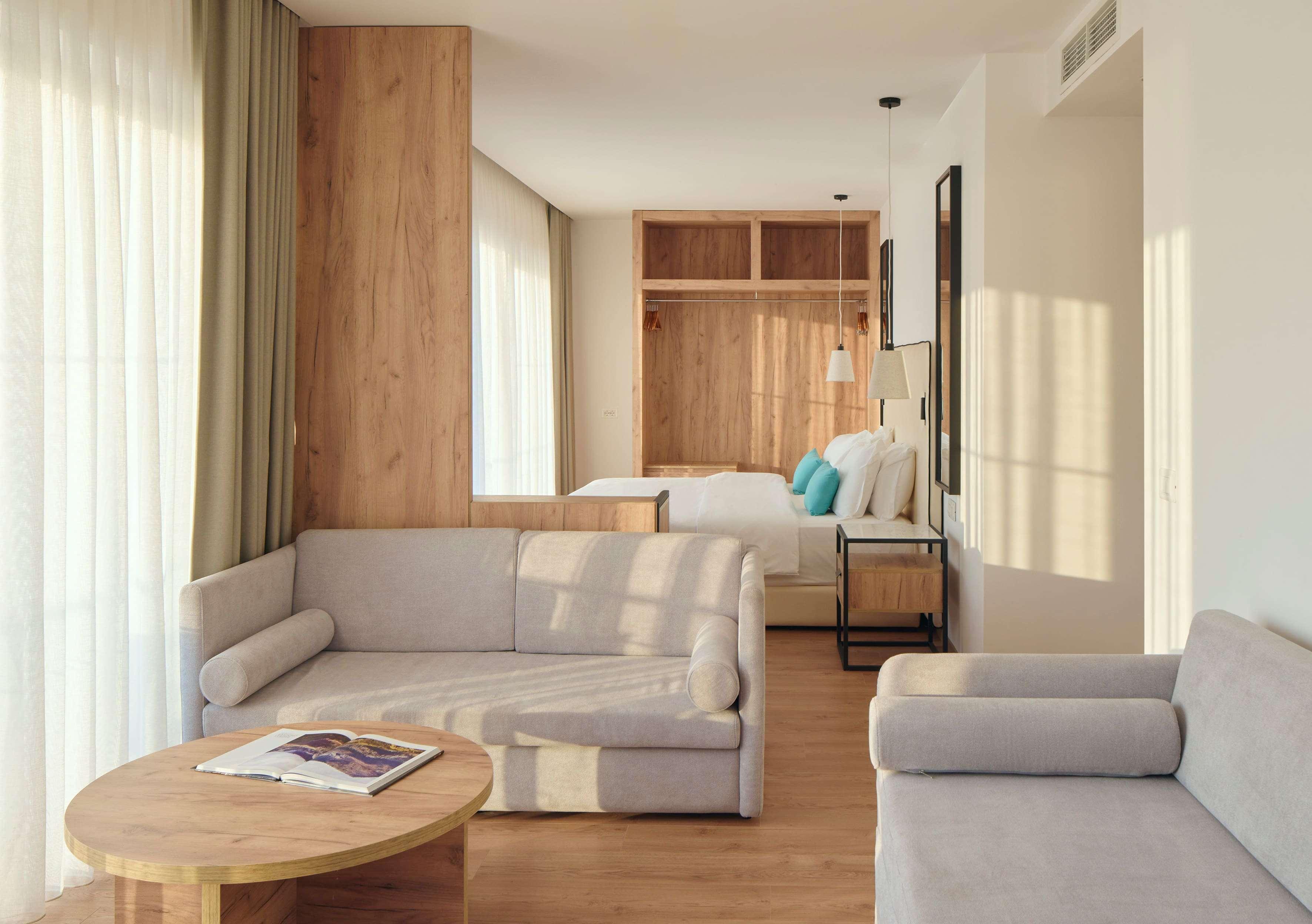 Family Room Standard