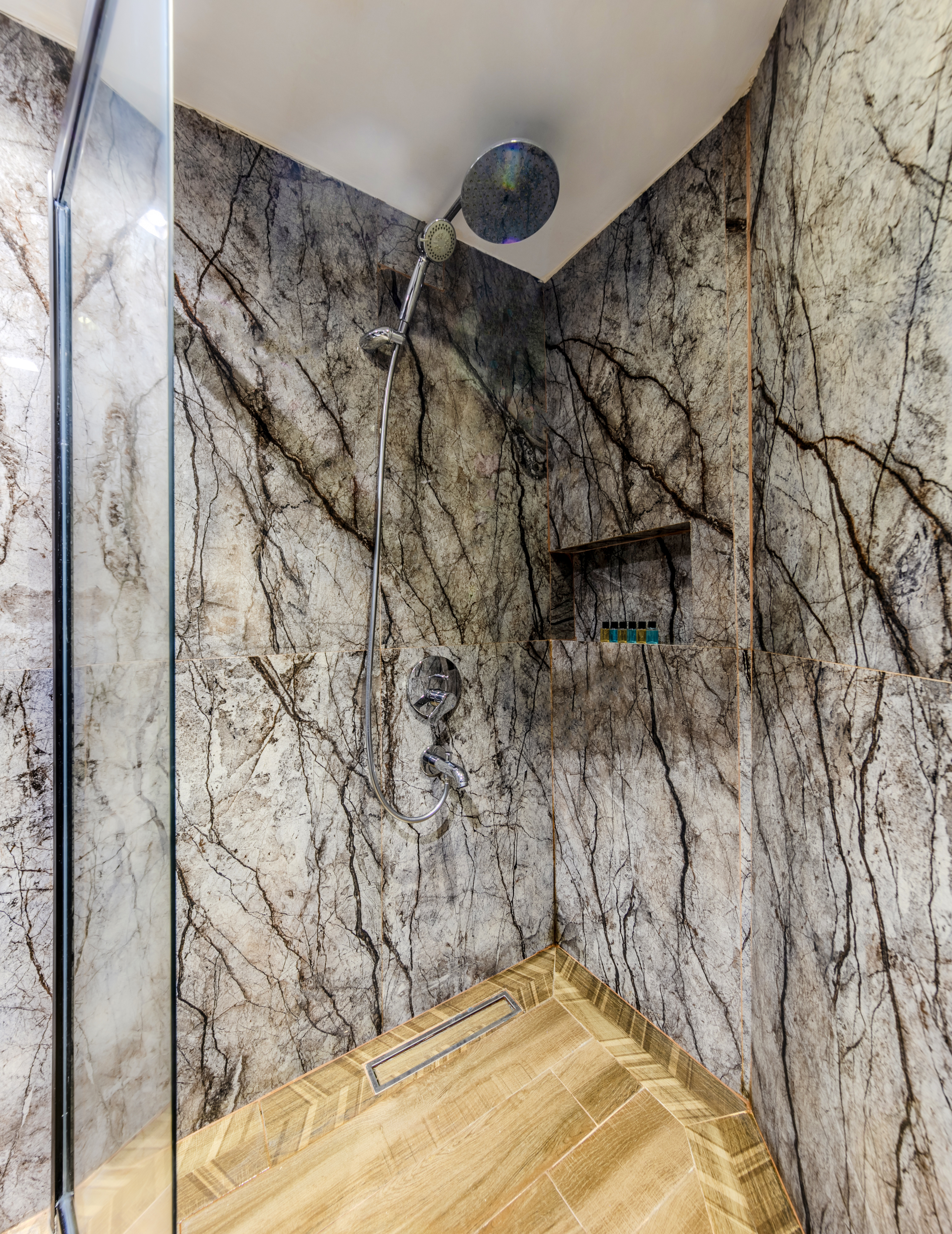 Double or Twin Deluxe One Bed