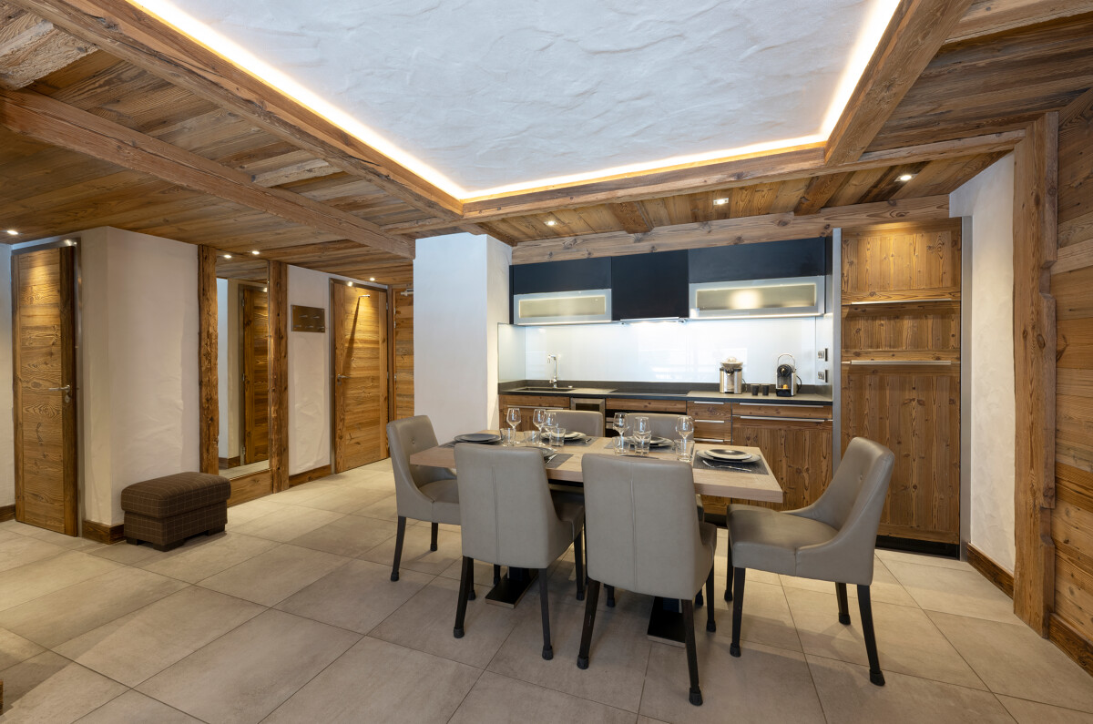 Apartment Capacity 6 Two Bedrooms