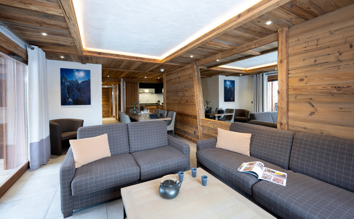 Apartment Capacity 8 Three Bedrooms