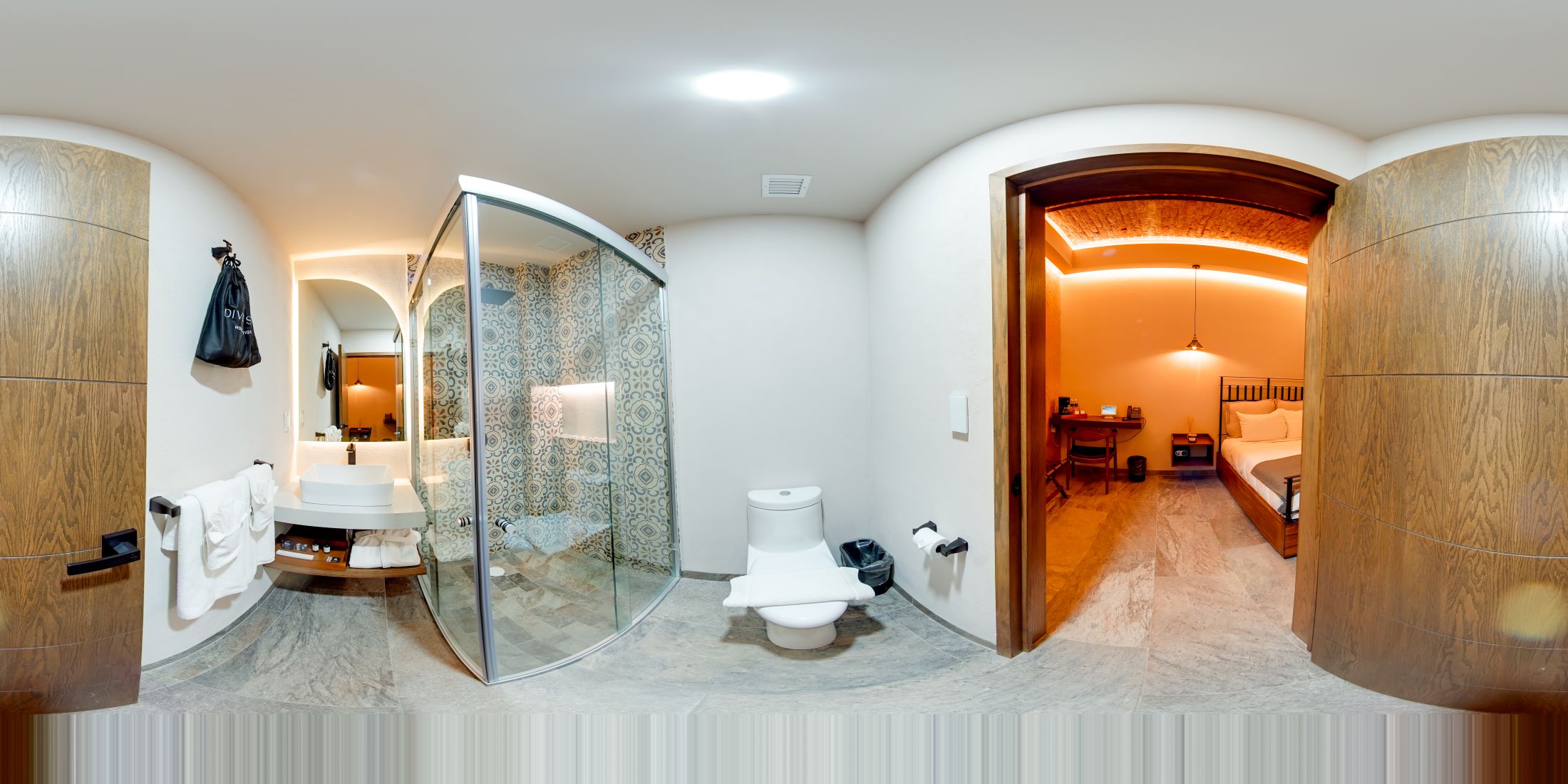 Double Deluxe Two Beds