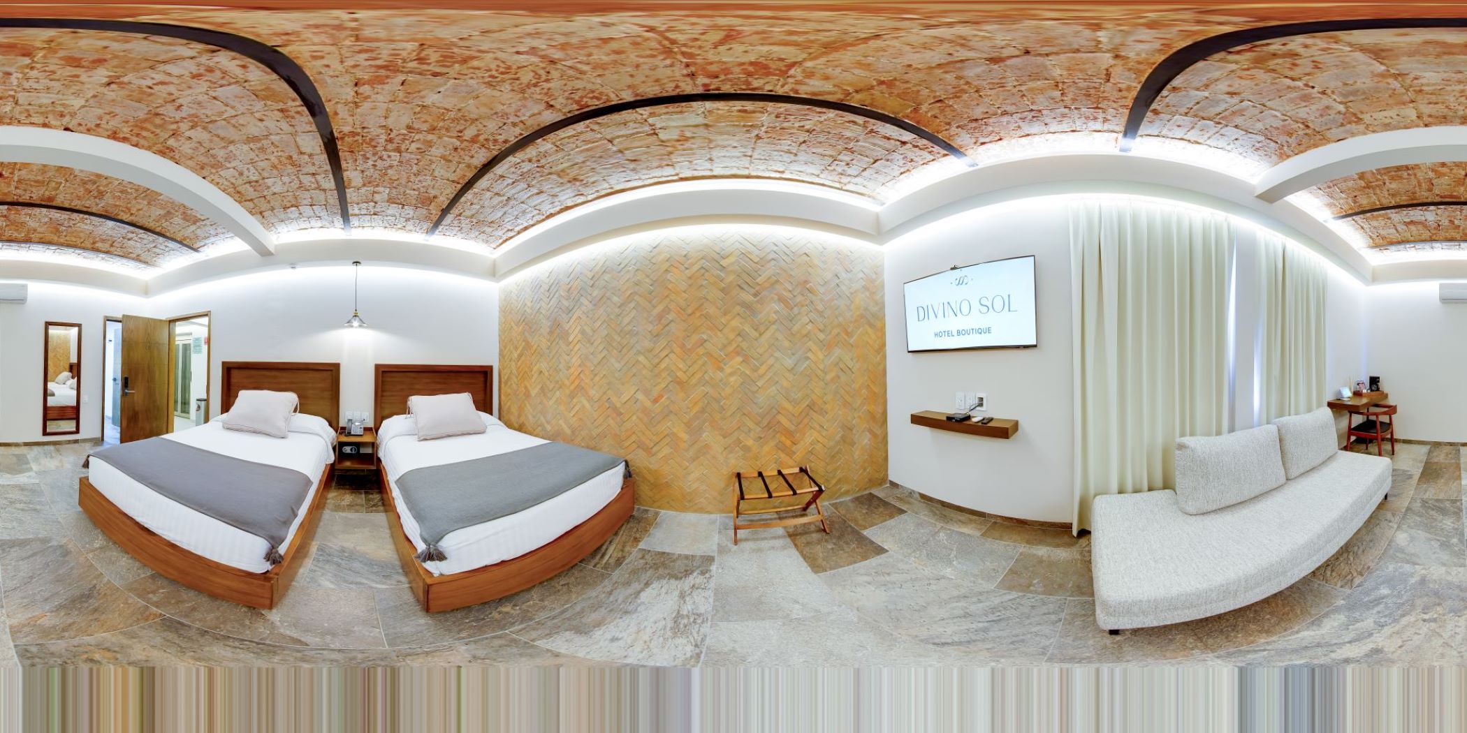 Double Deluxe Two Beds