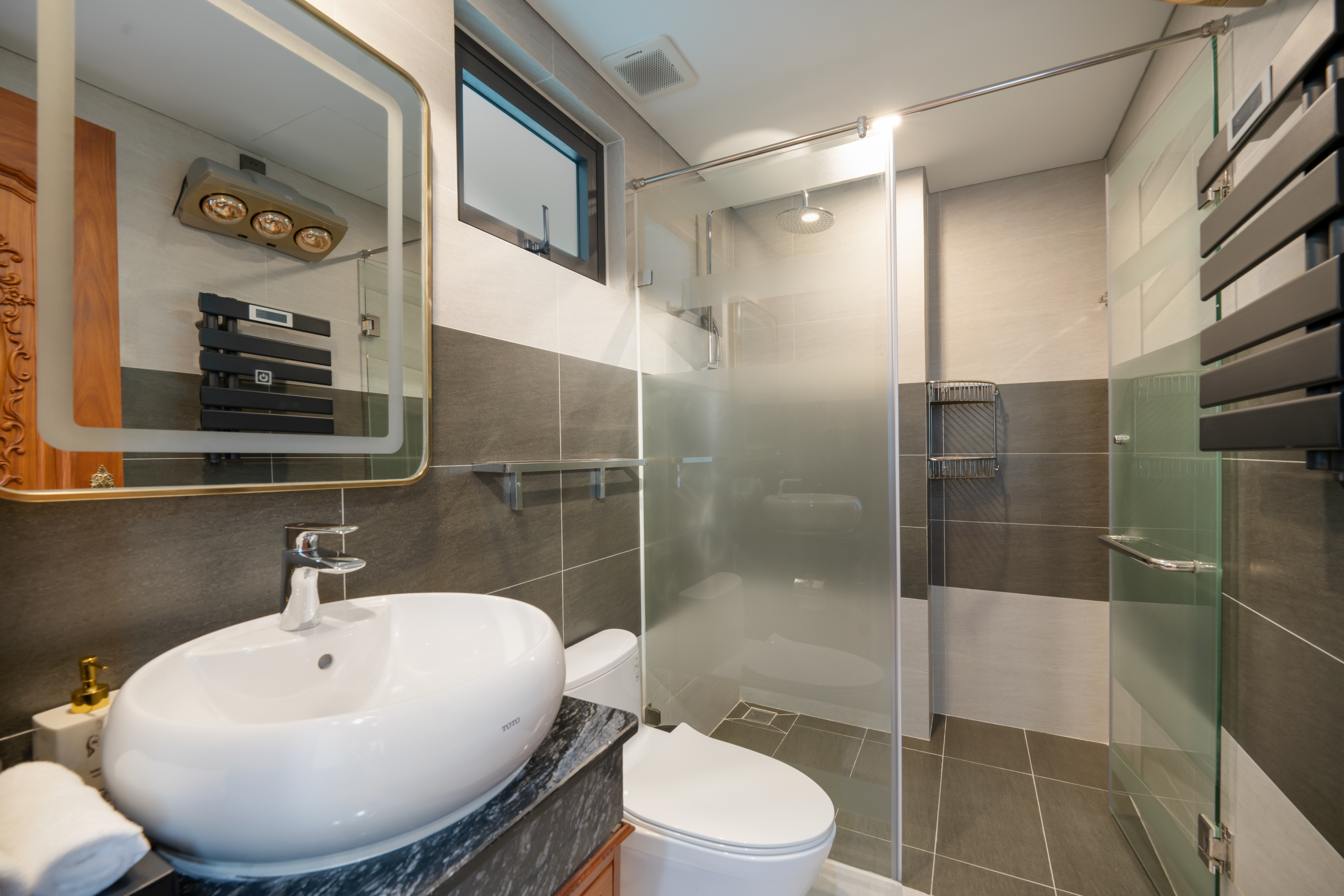 Apartment Three Bedrooms