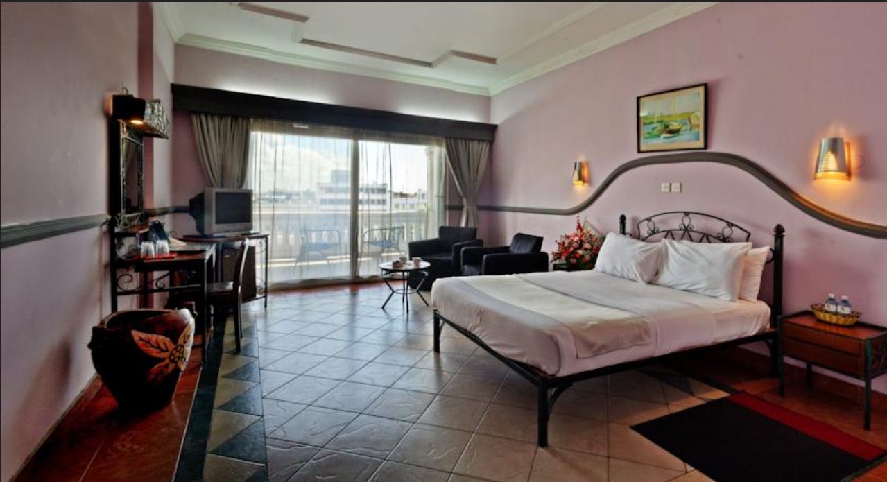 Double or Twin Standard