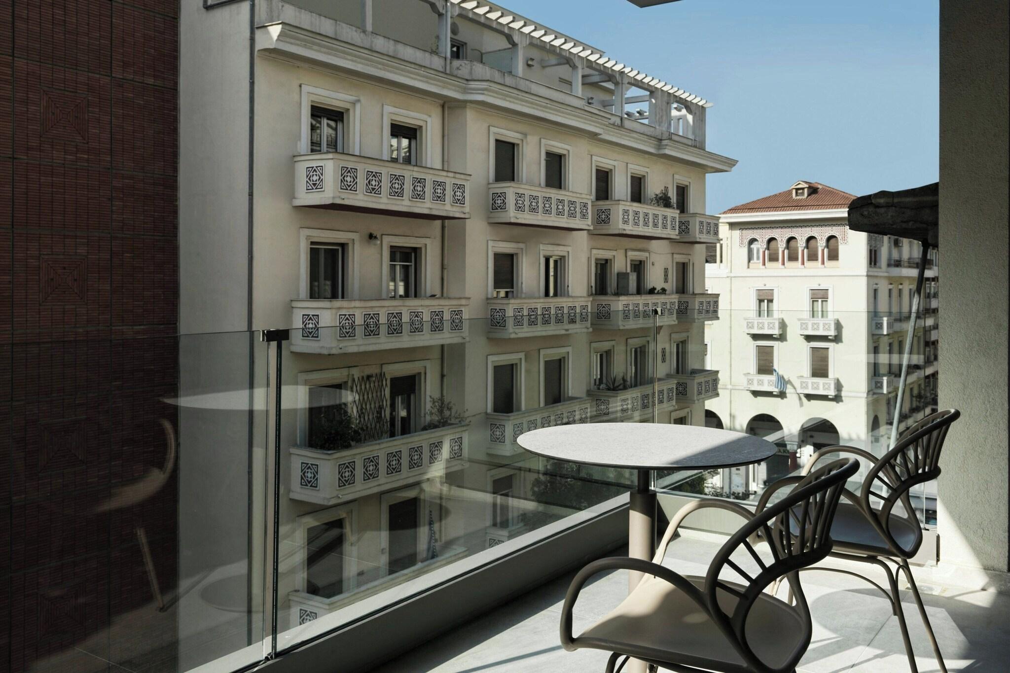 Double Superior with Views