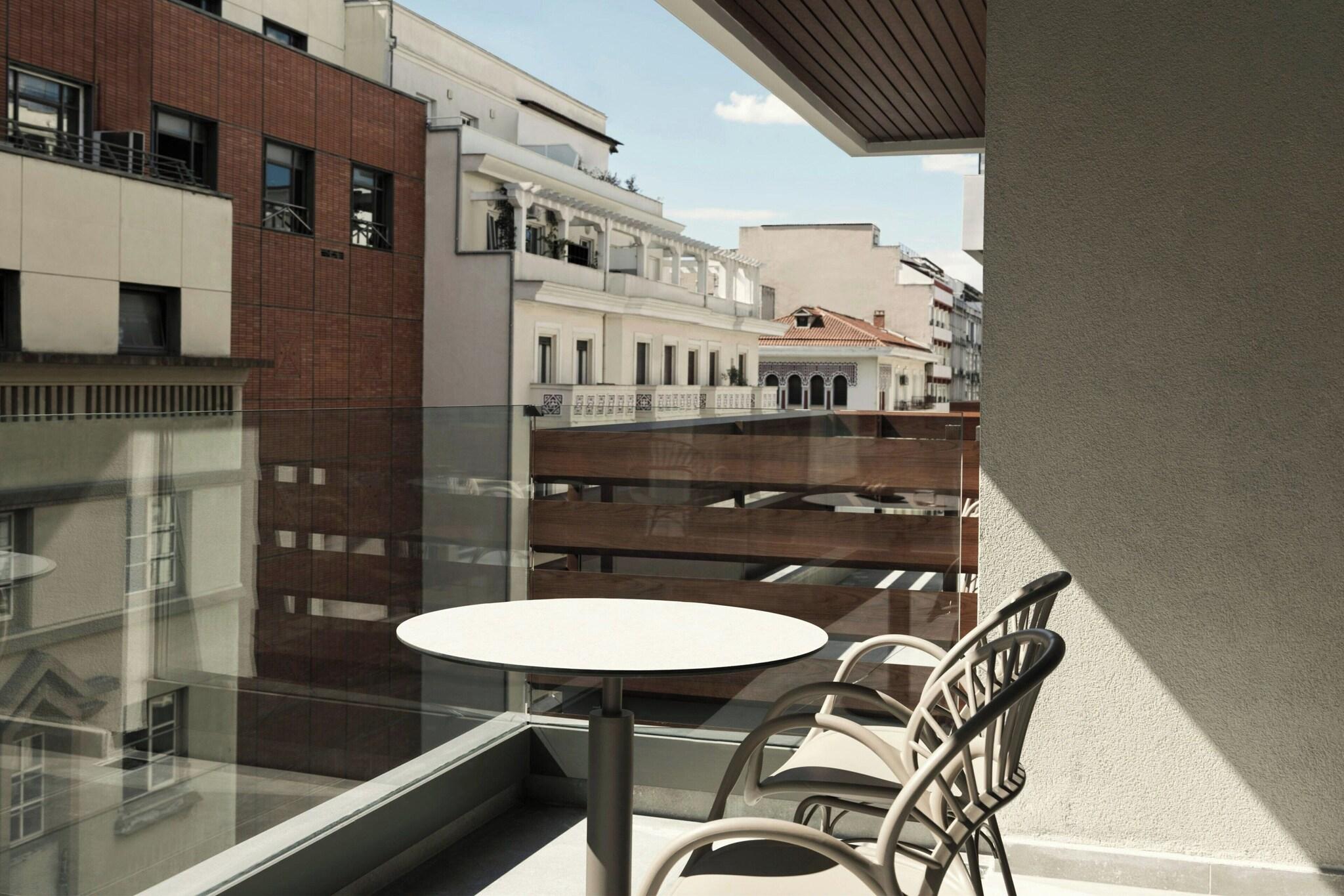 Double Superior with Views