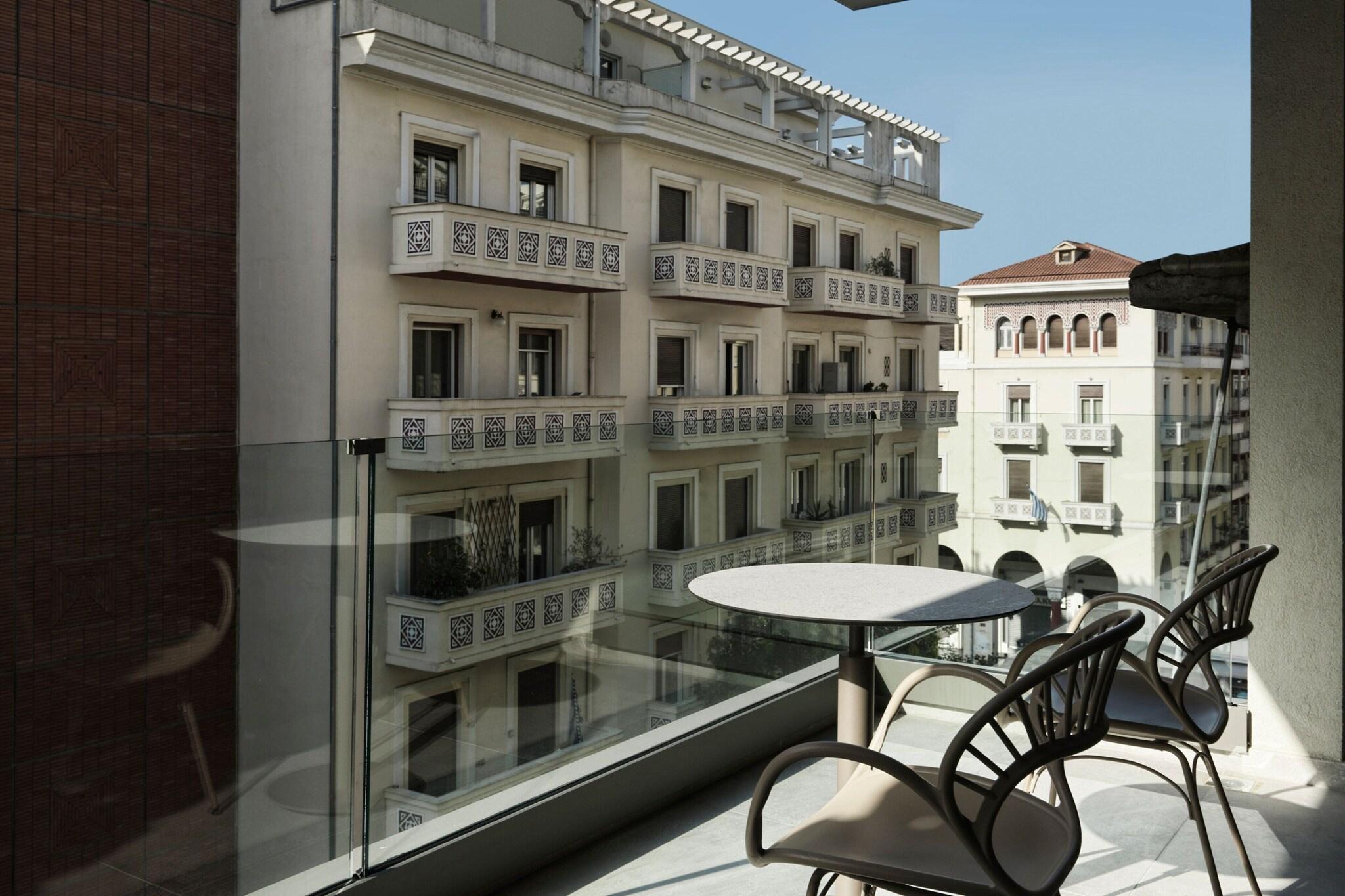 Double Superior with Views