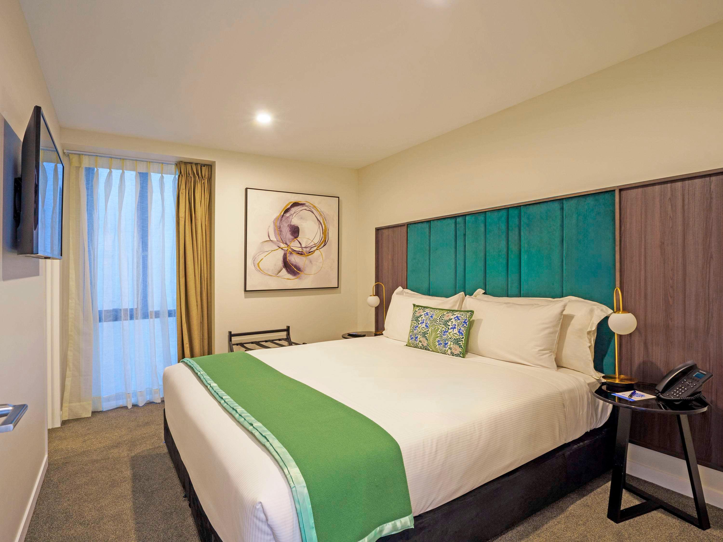 Double Deluxe One Bedroom