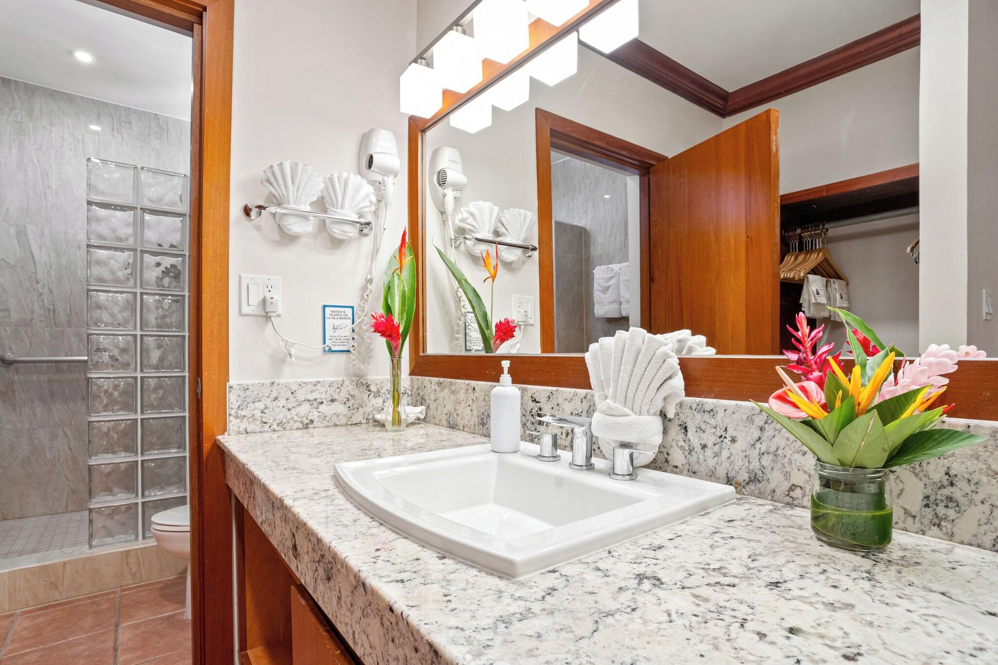 Double Deluxe Two Double Beds