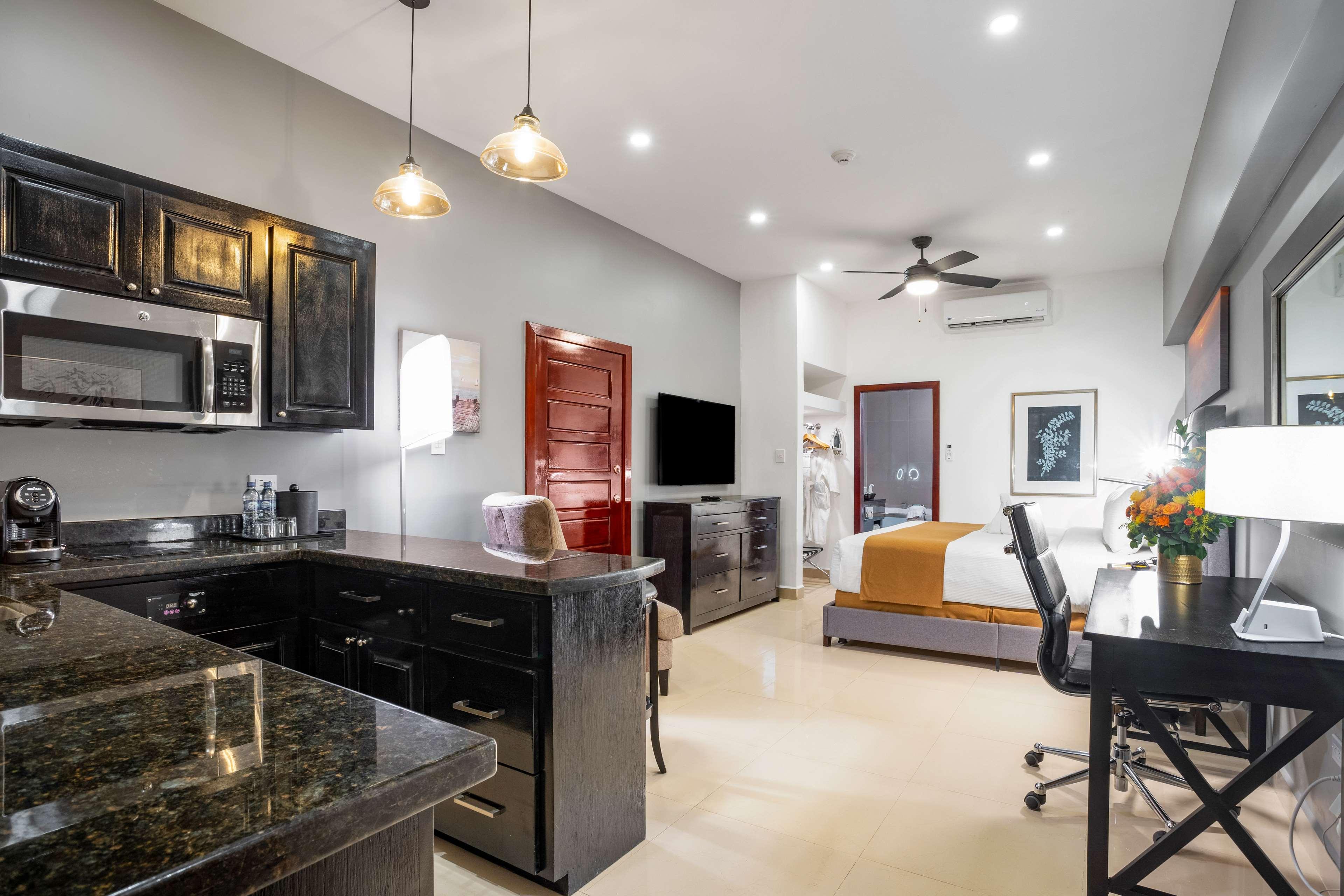 Junior Suite King Bed Non Smoking