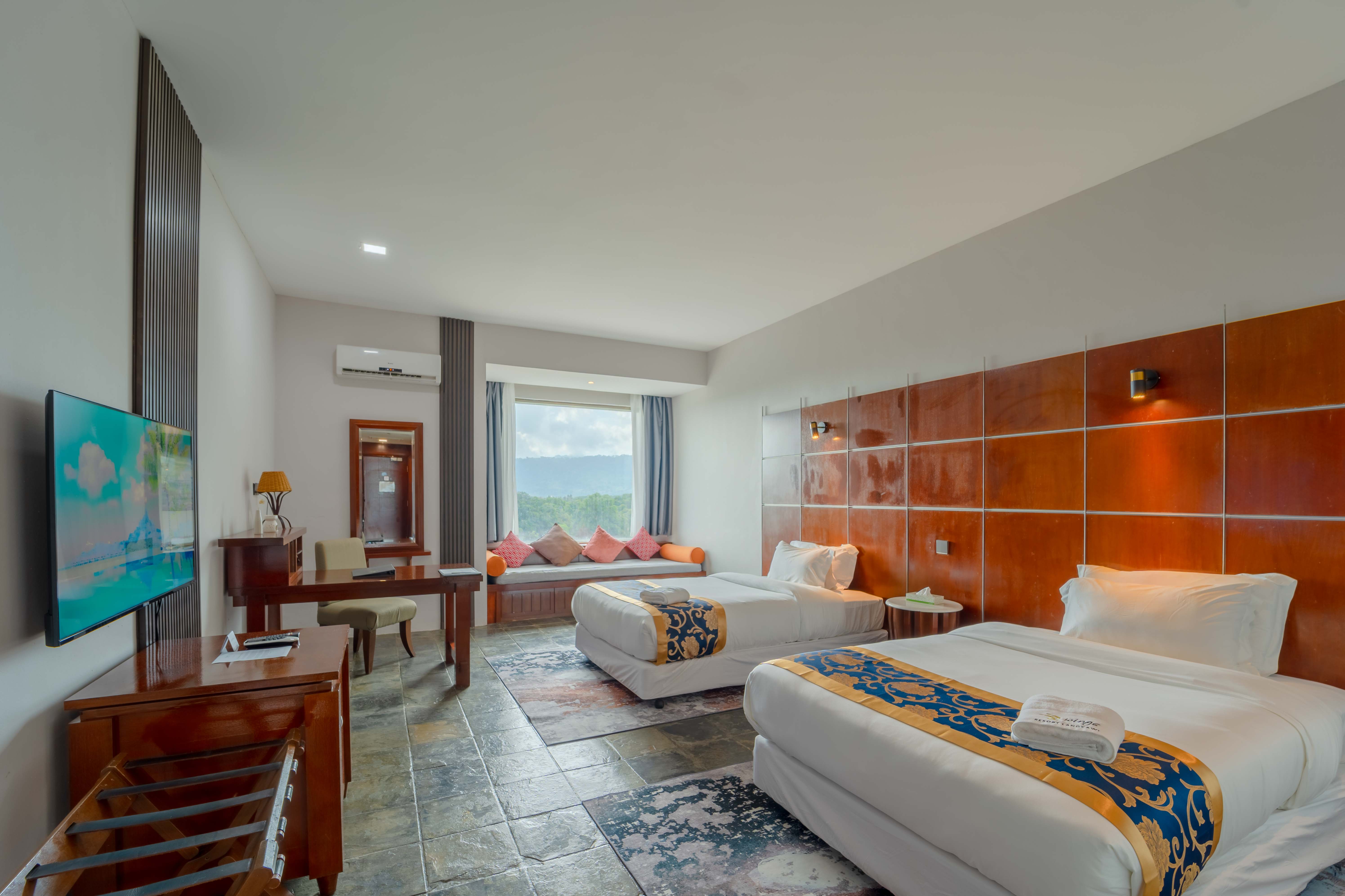 Family Room Deluxe Two Bedroom