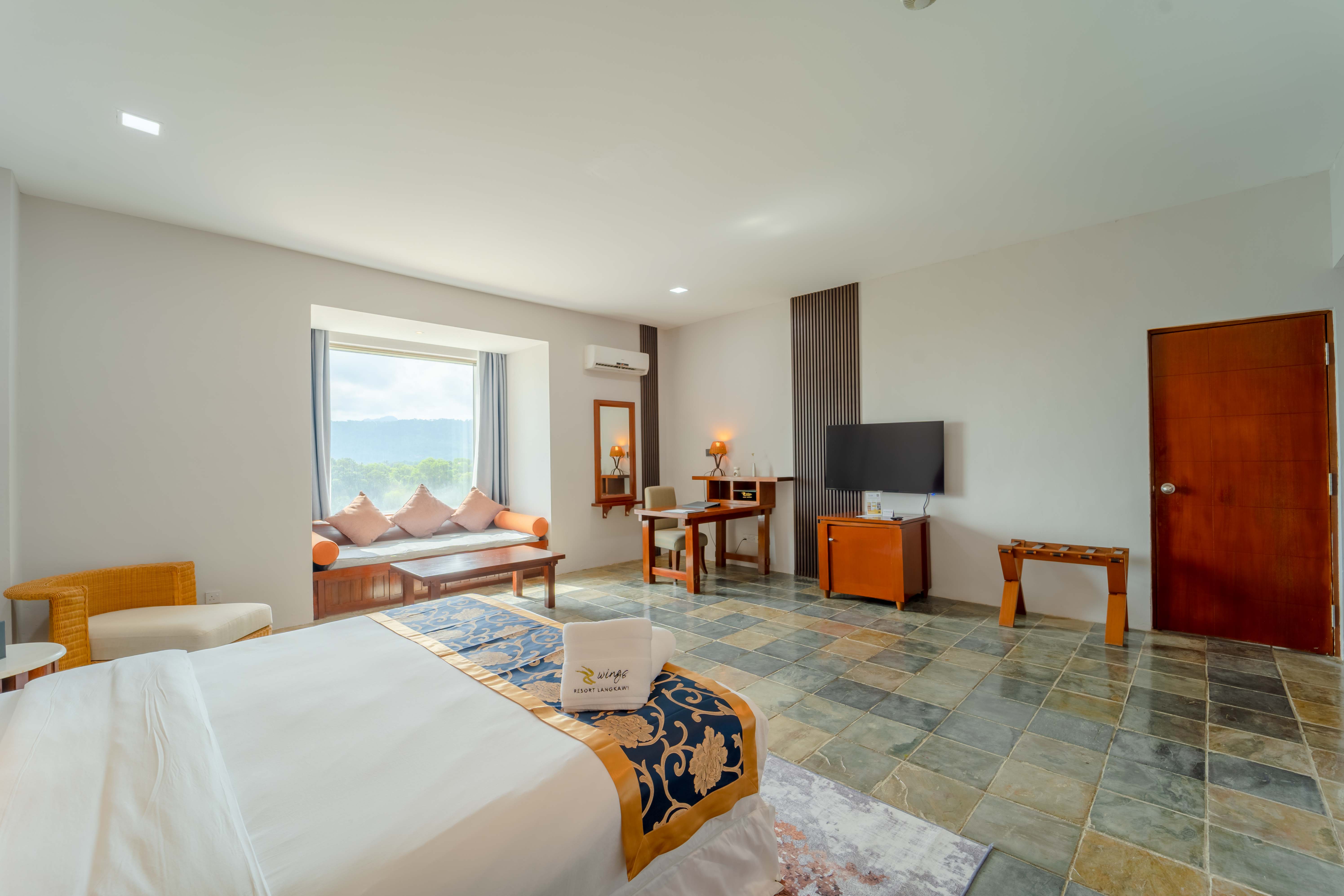 Family Room Deluxe Two Bedroom