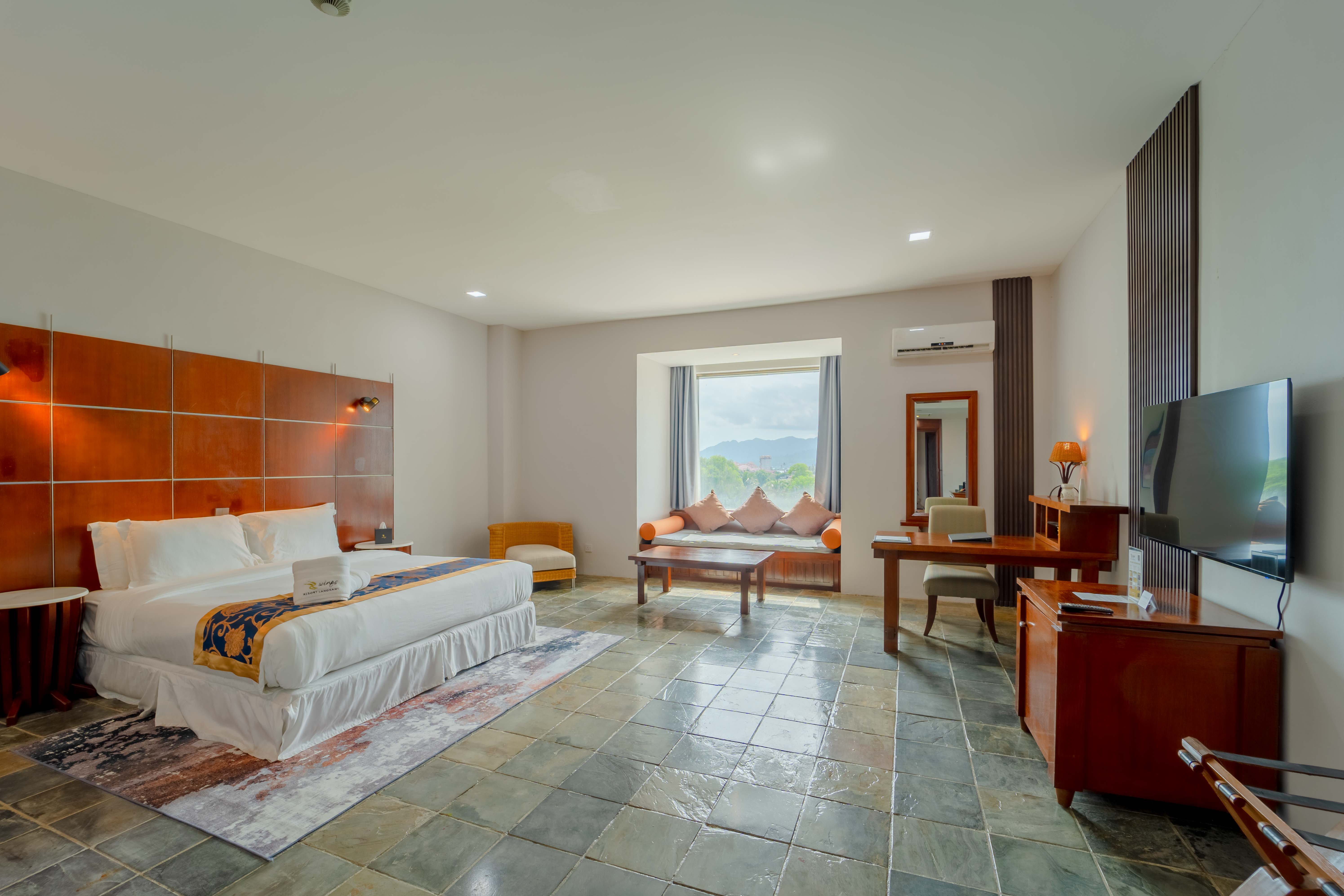 Family Room Deluxe Two Bedroom