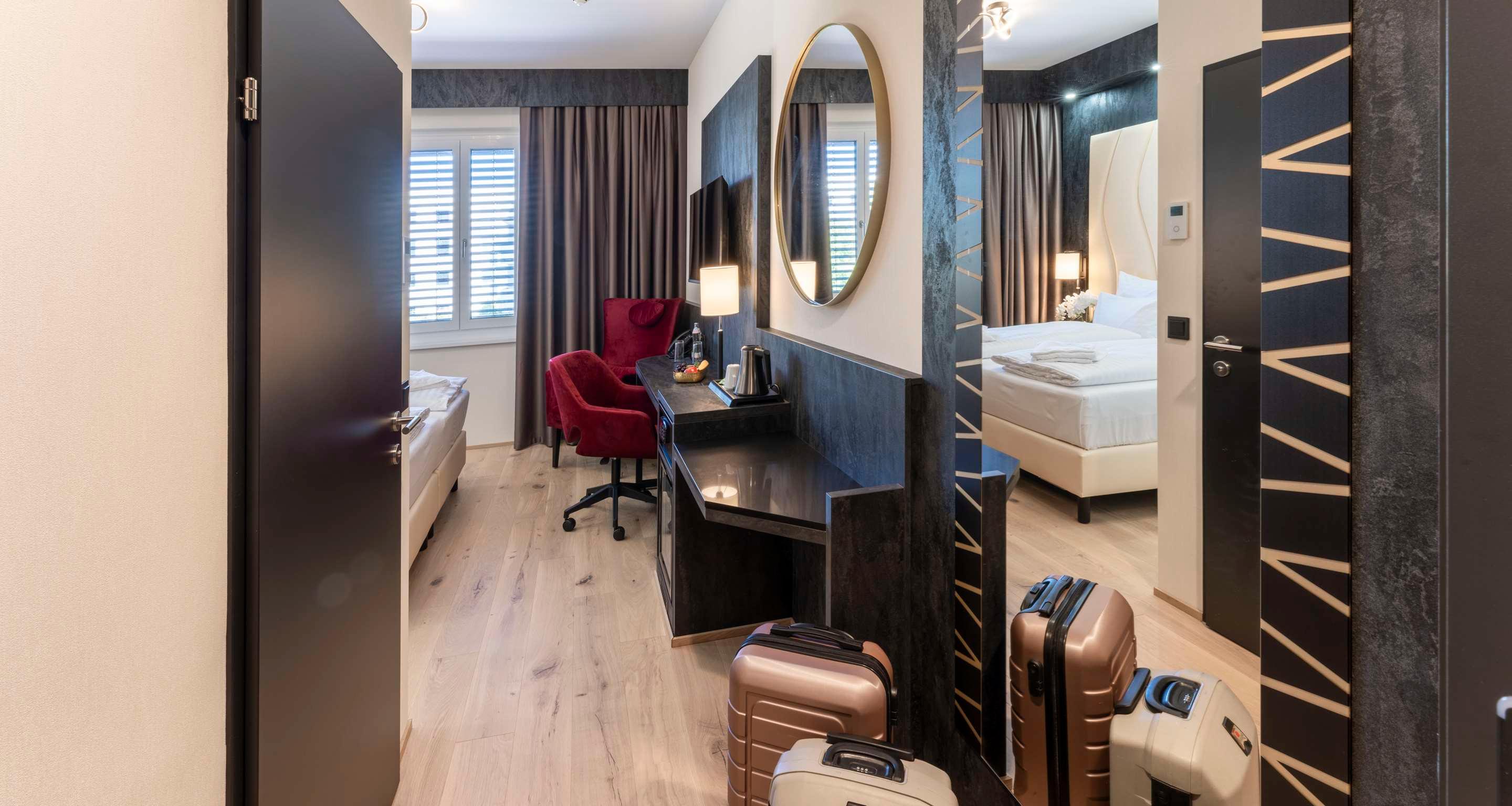 Double or Twin Standard