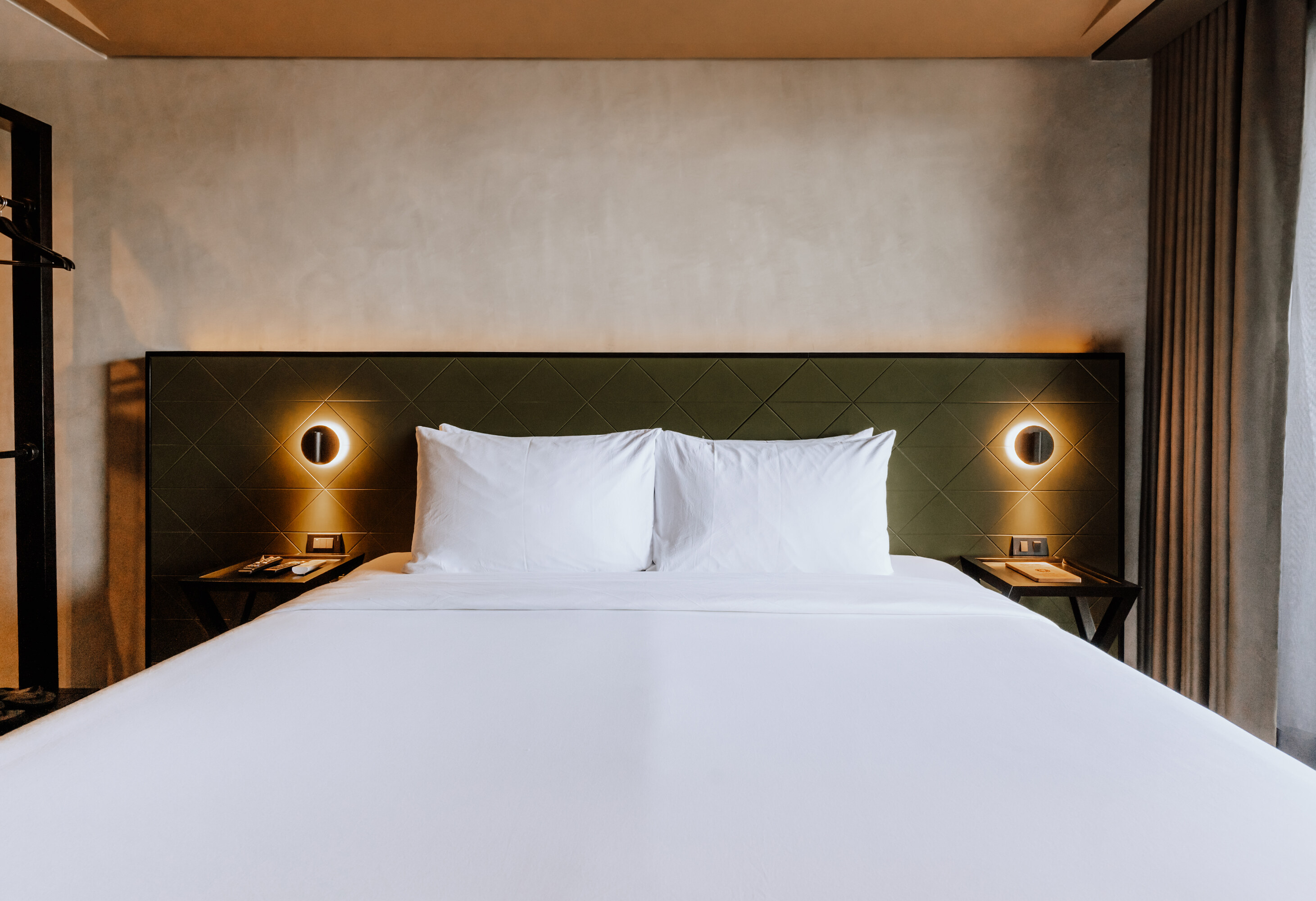 Double King Size Bed