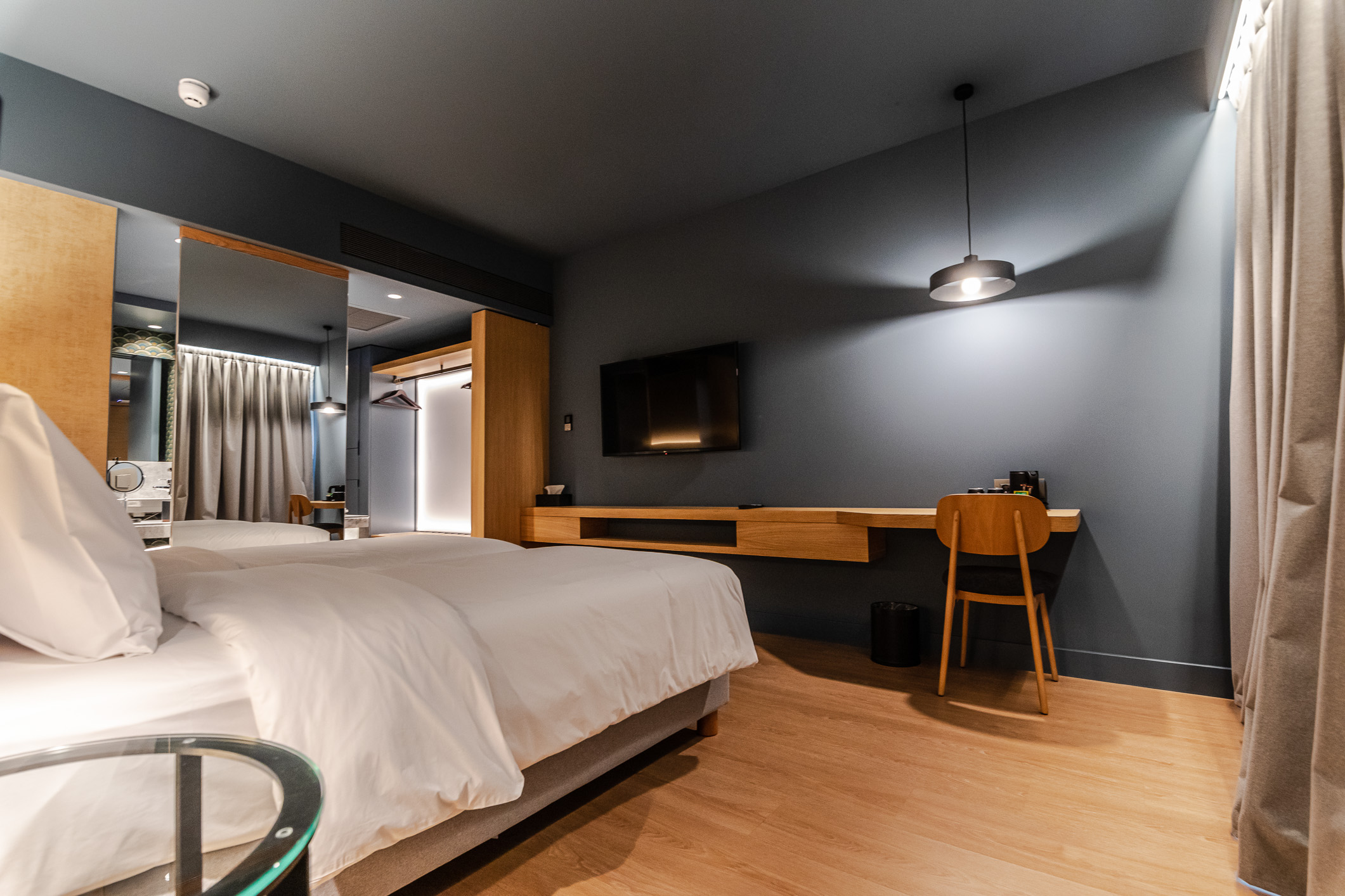 Double Deluxe Mountain View