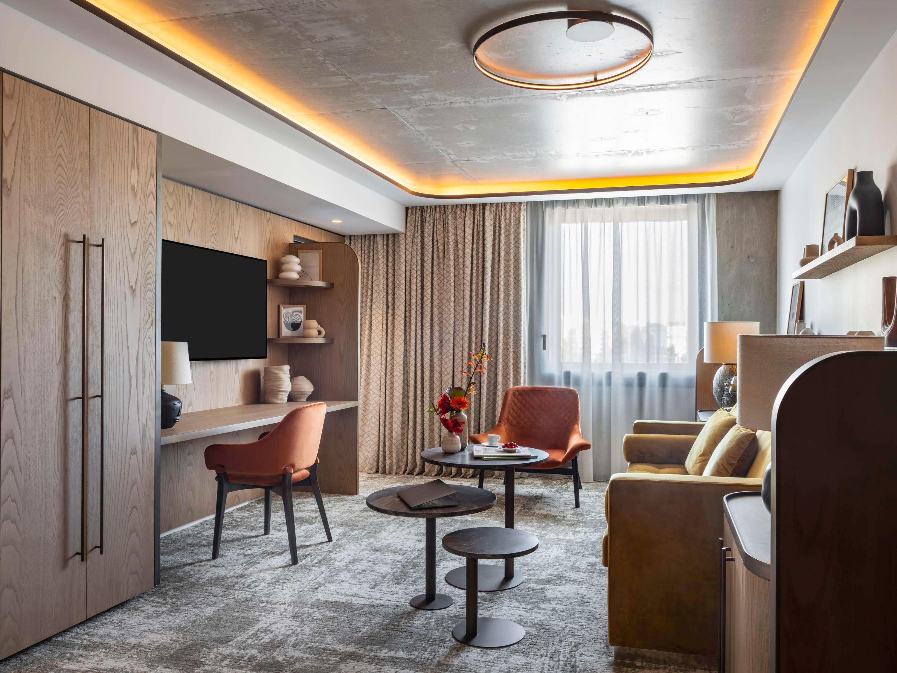 Family Room Connecting Room