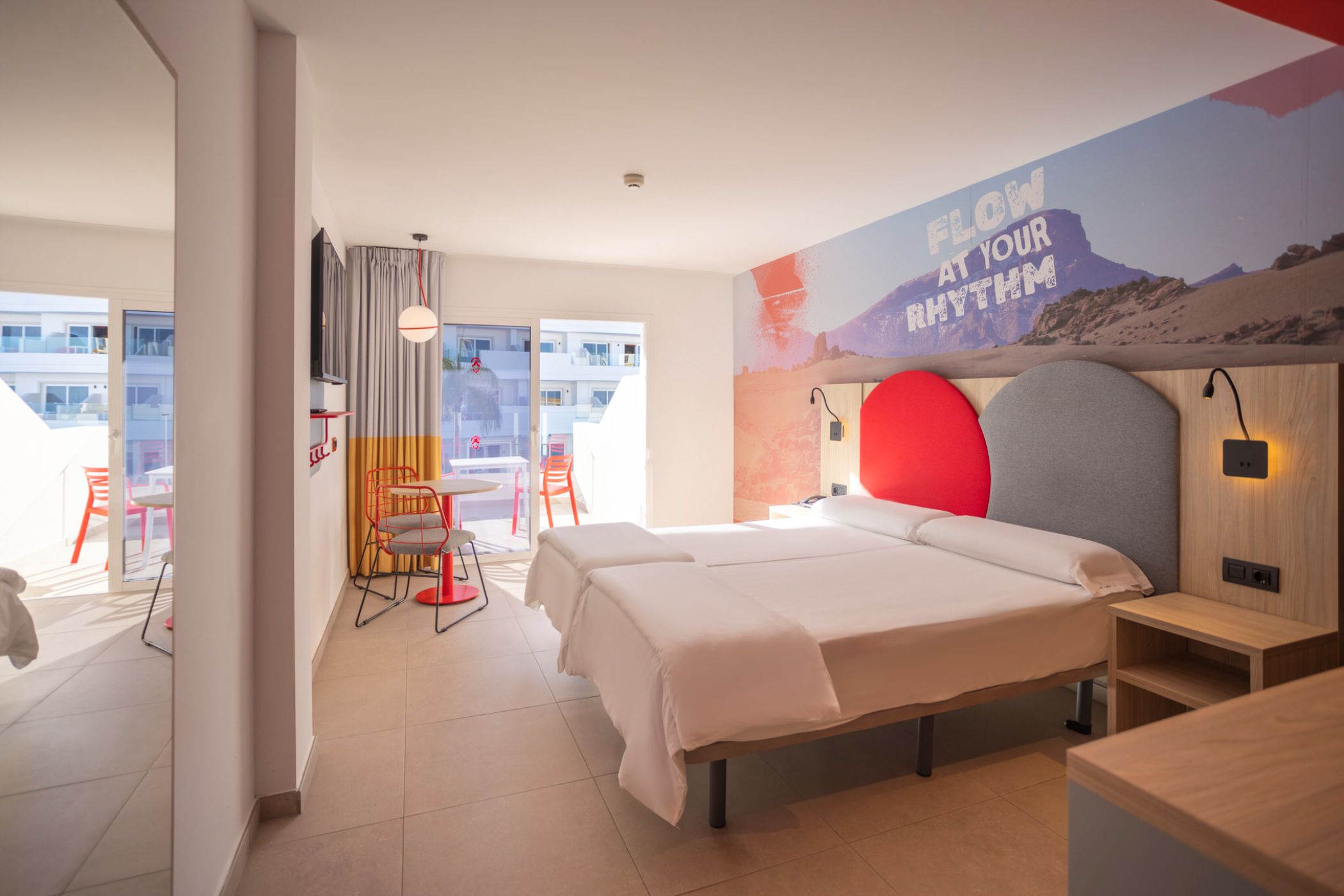 Double or Twin Side Sea View