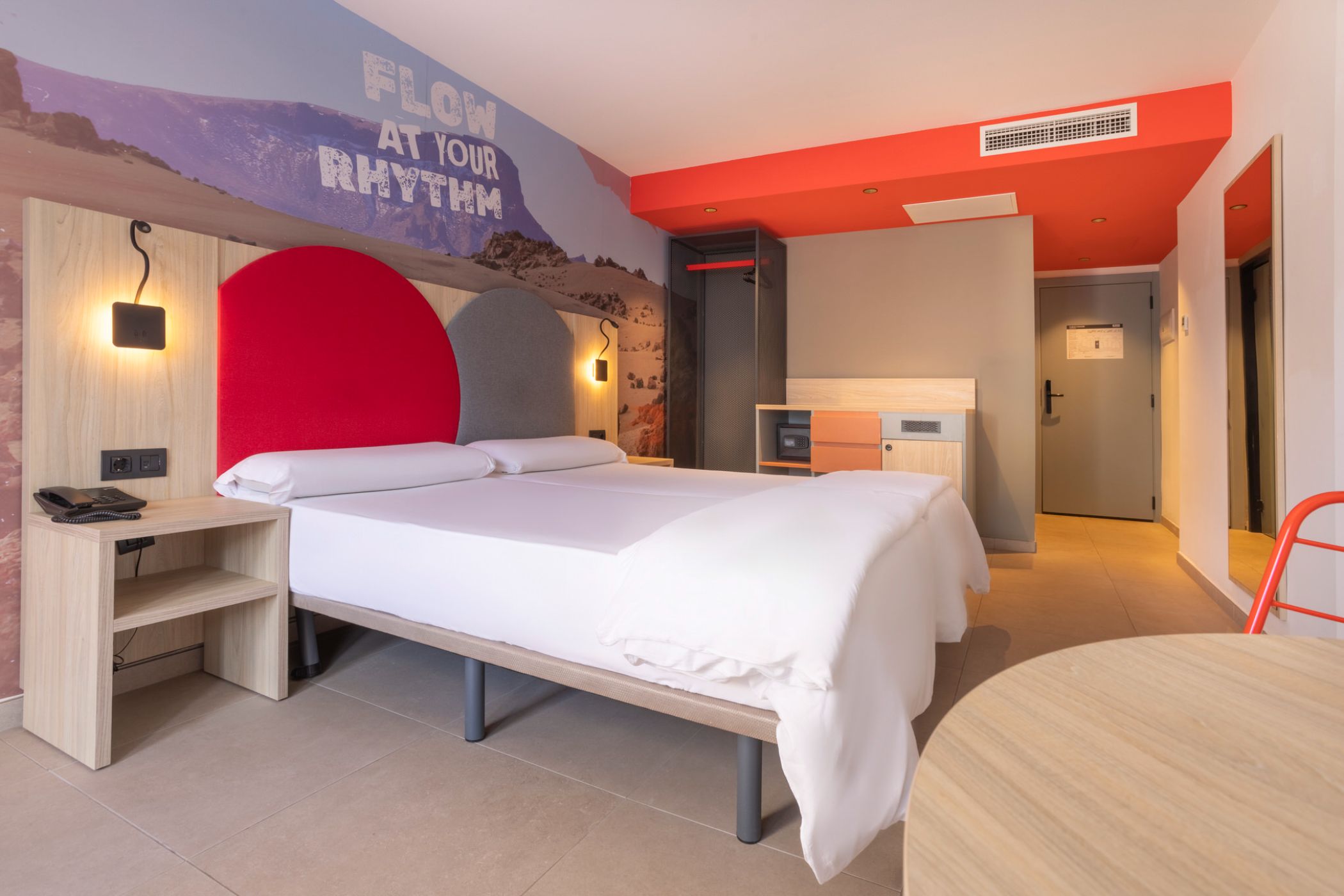 Double or Twin Side Sea View