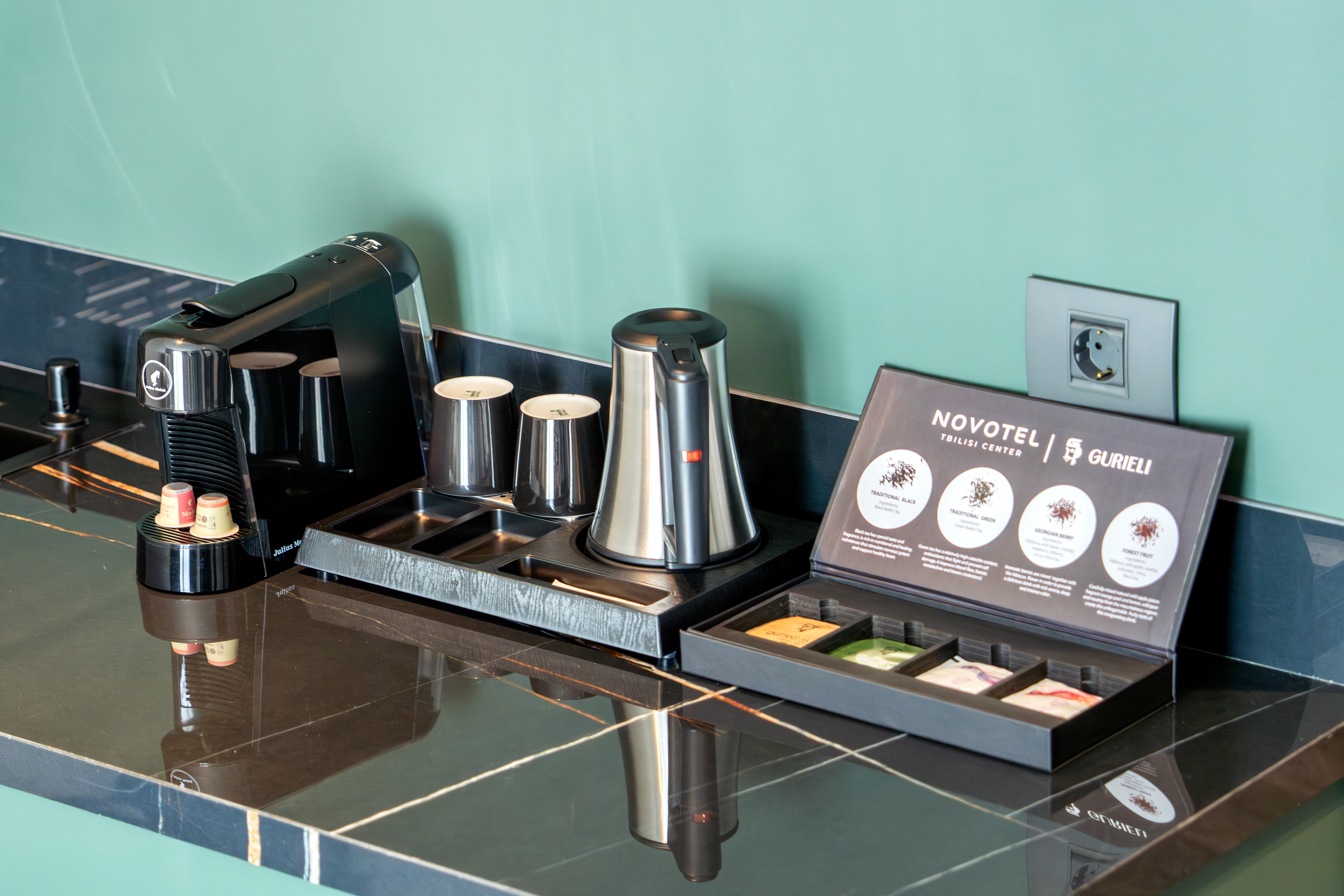 Family Room King Size Bed